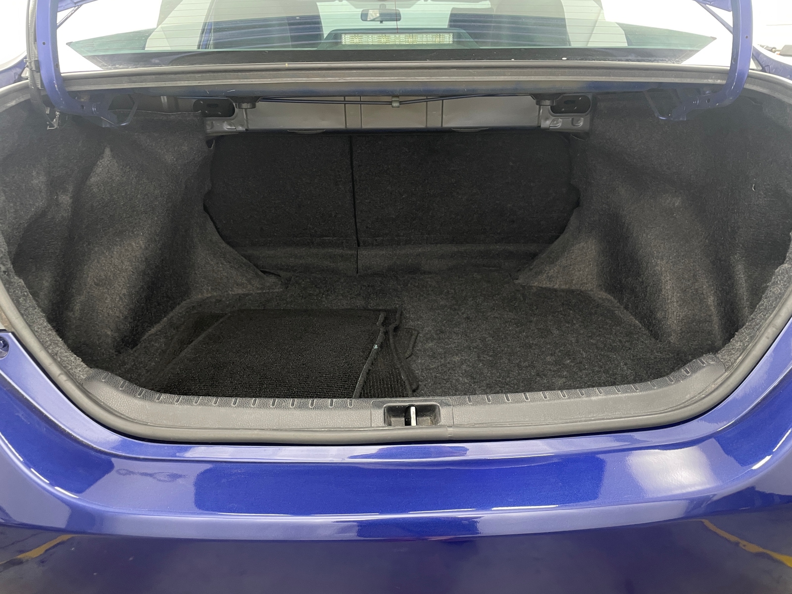 Thumbnail: 2015 Toyota Corolla - 7