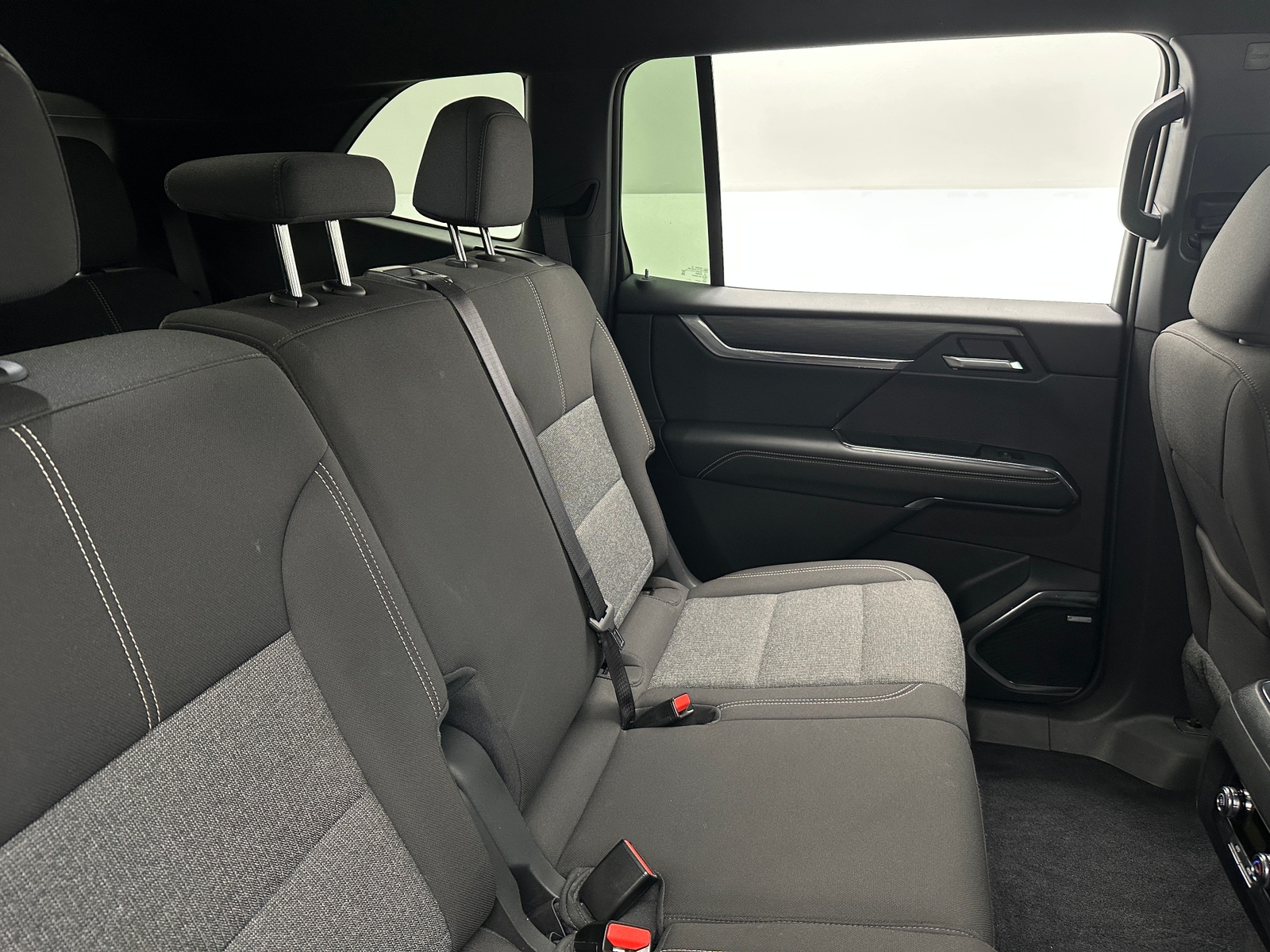 Thumbnail: 2025 GMC Acadia - 6