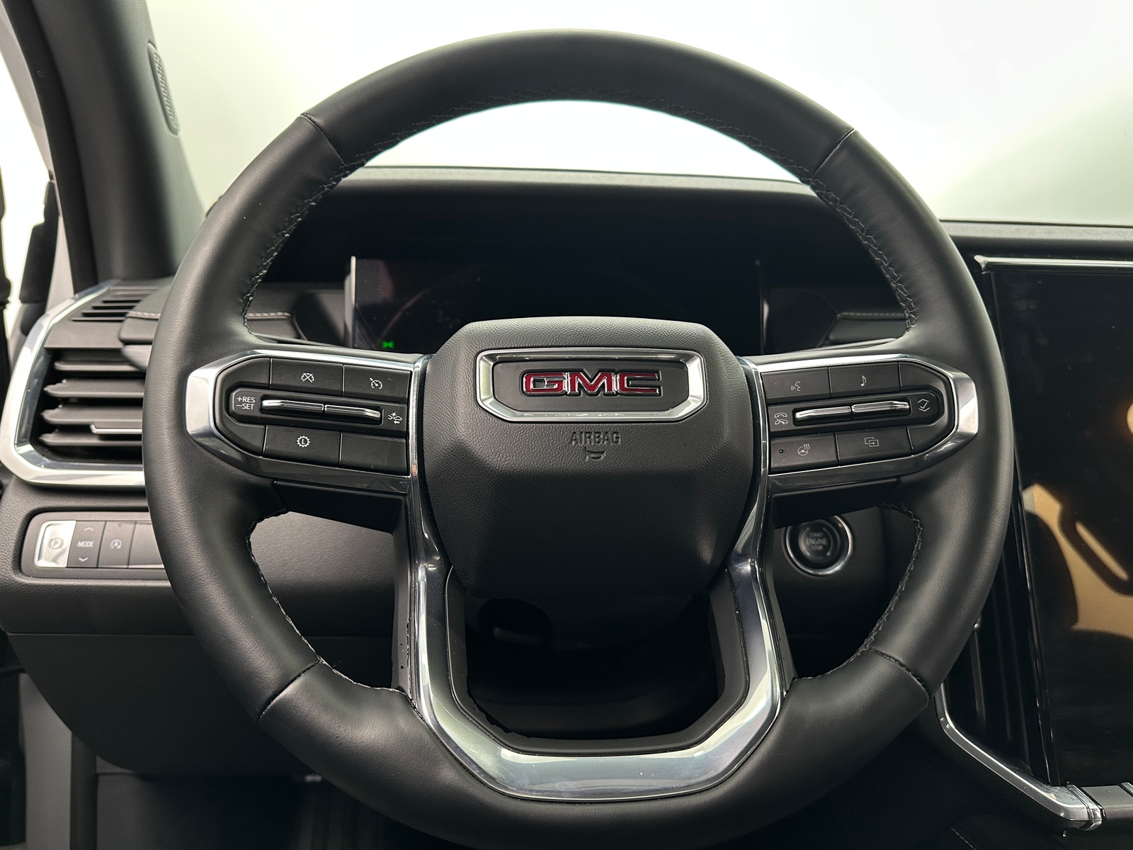 Thumbnail: 2025 GMC Acadia - 5