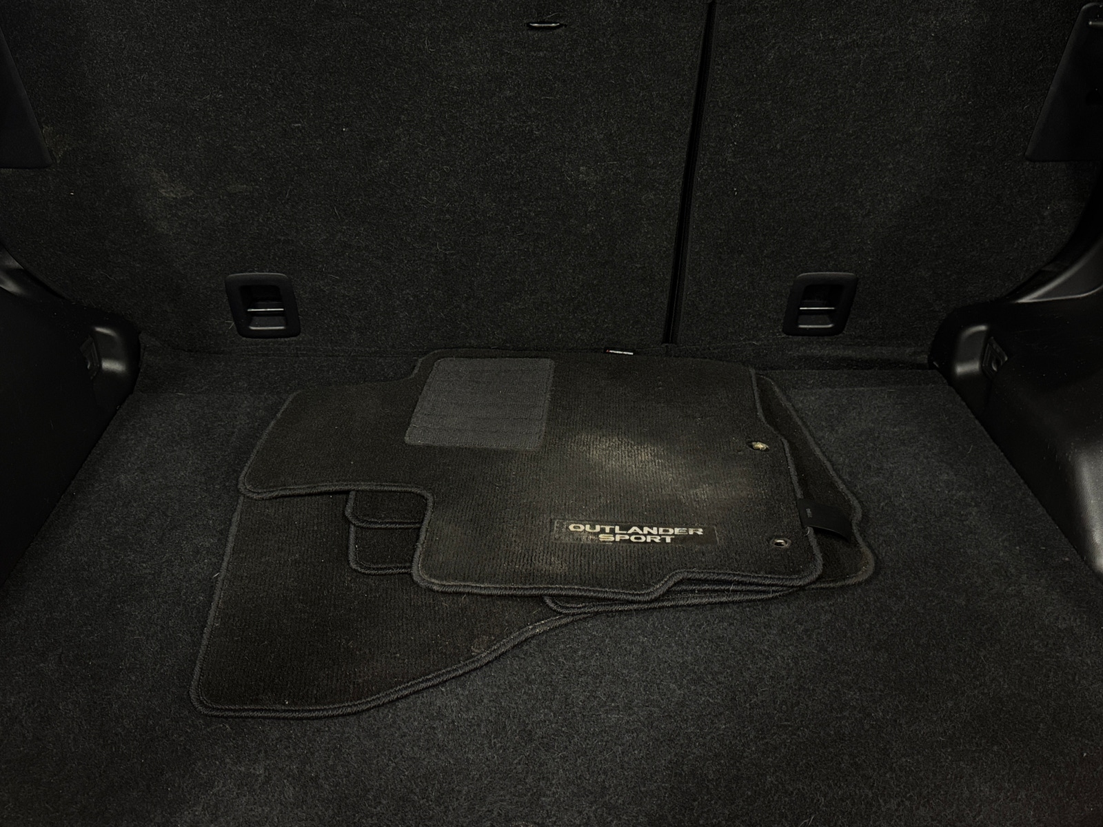 Thumbnail: 2024 Mitsubishi Outlander Sport - 7