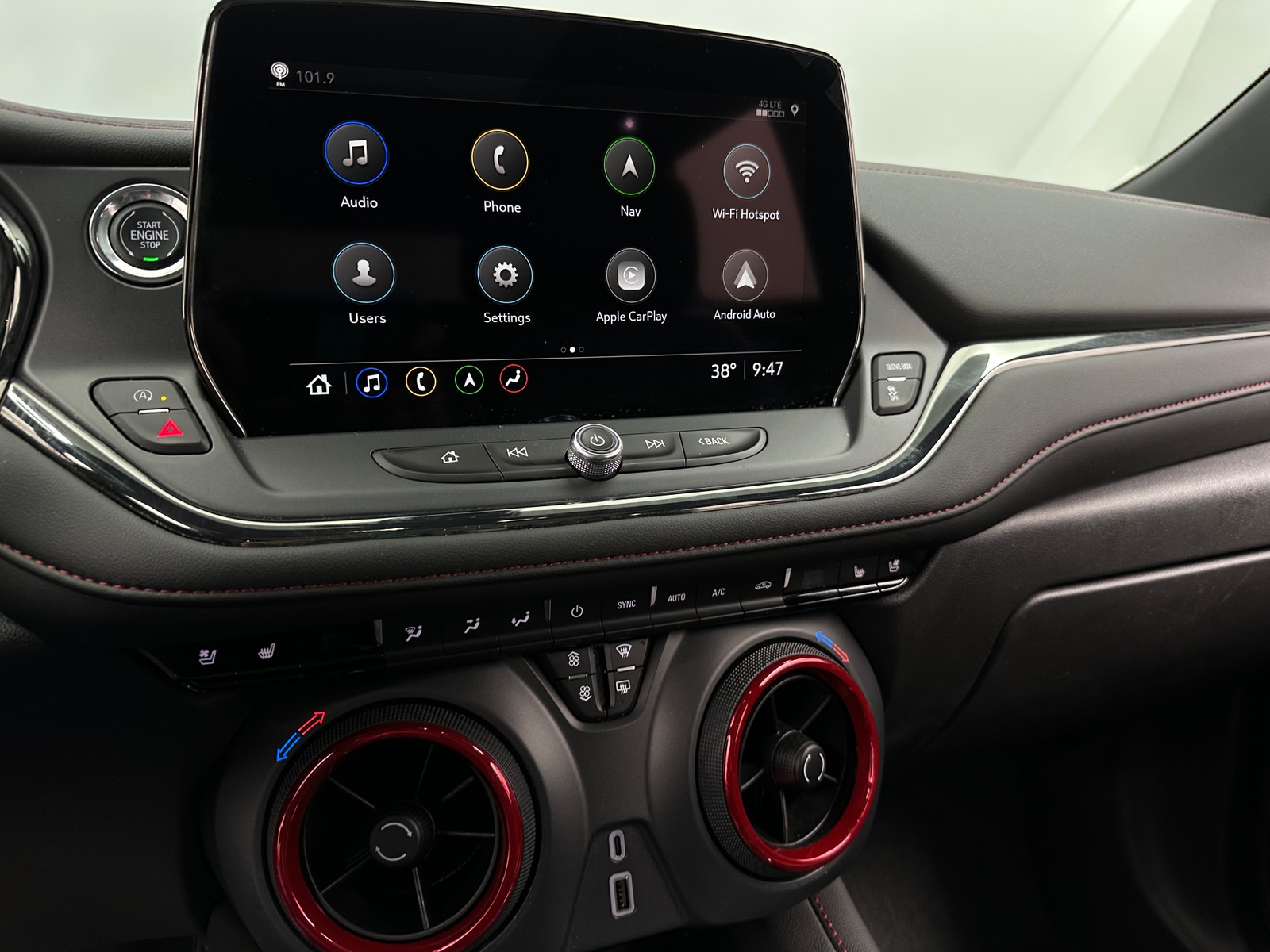 Thumbnail: 2024 Chevrolet Blazer - 3