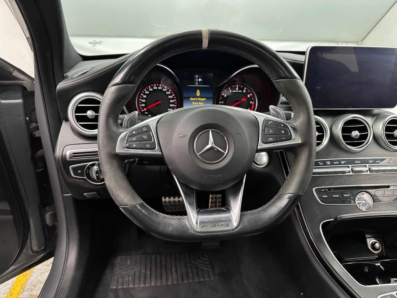 Thumbnail: 2016 Mercedes-Benz C-Class - 4