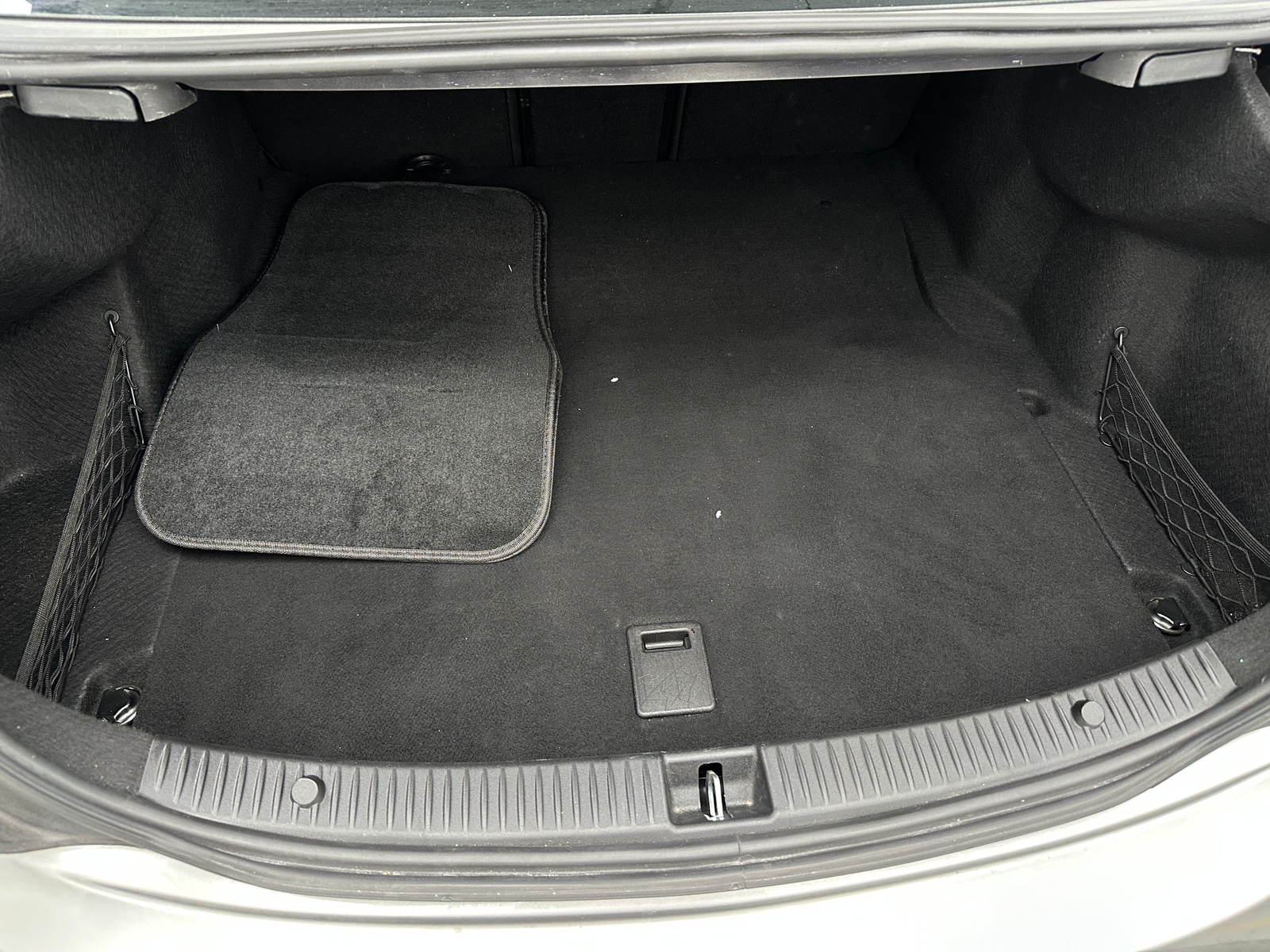 Thumbnail: 2016 Mercedes-Benz C-Class - 6