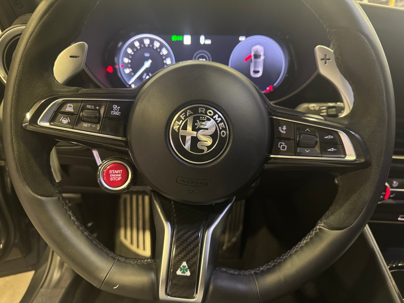 Thumbnail: 2024 Alfa Romeo Giulia - 4