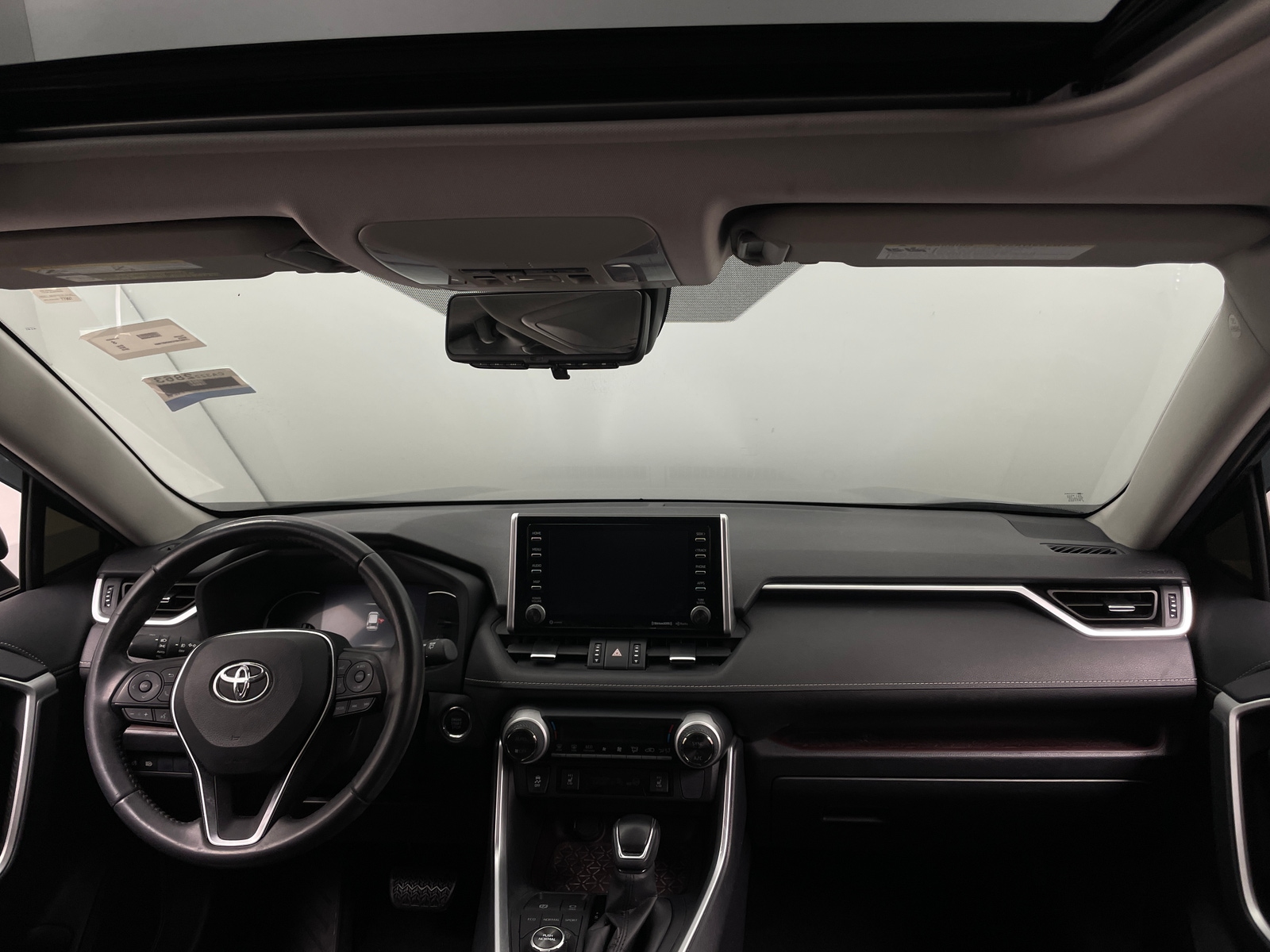 Thumbnail: 2019 Toyota RAV4 - 2