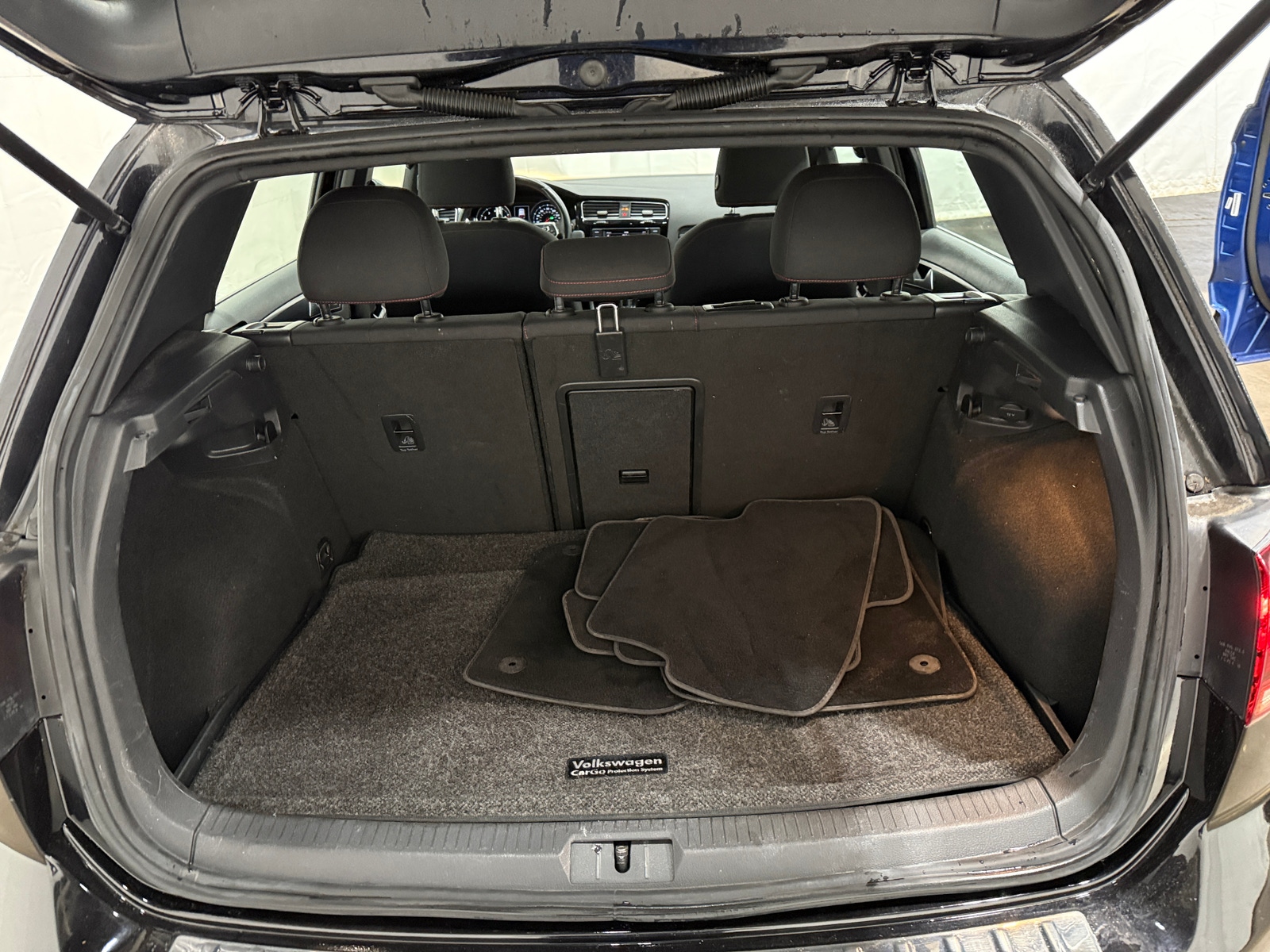 Thumbnail: 2019 Volkswagen Golf - 7