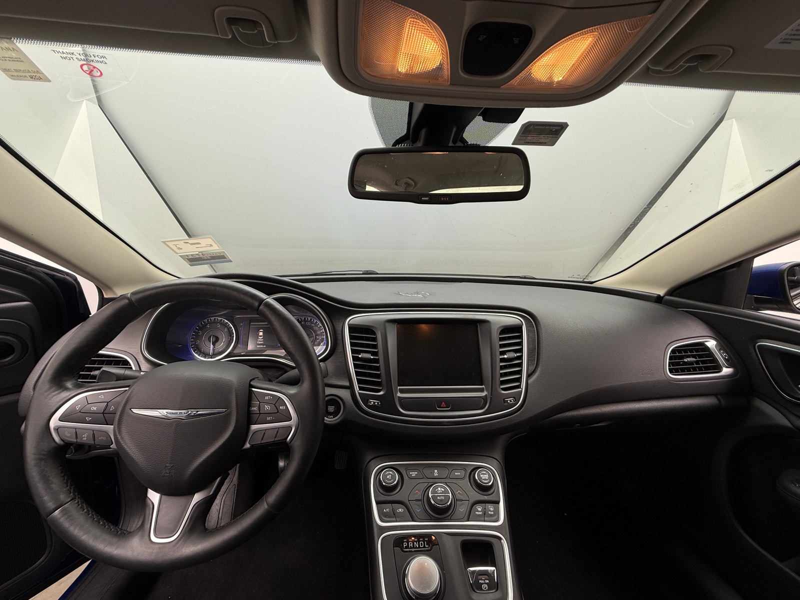 Thumbnail: 2017 Chrysler 200 - 2