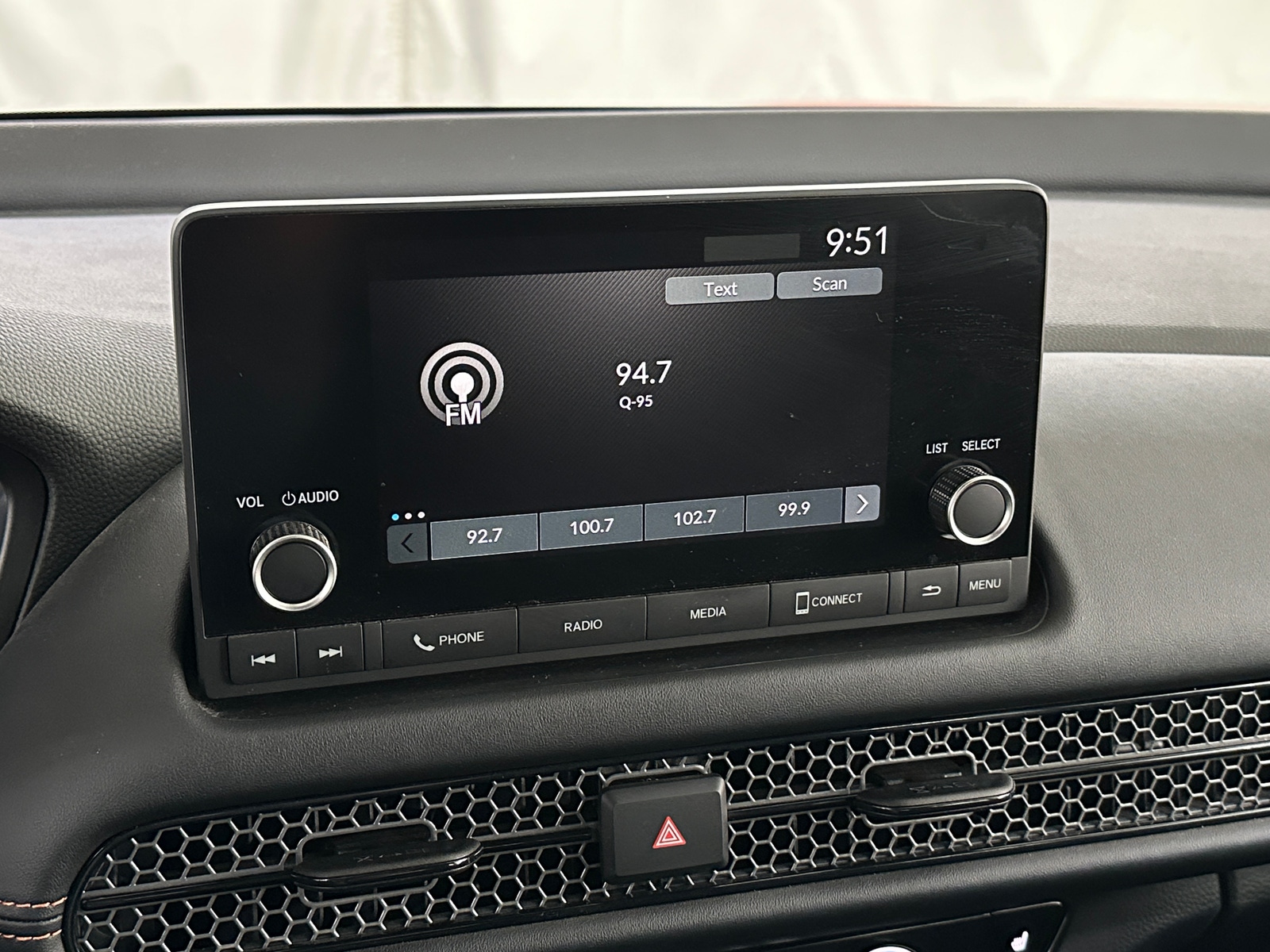 Thumbnail: 2023 Honda HR-V - 4