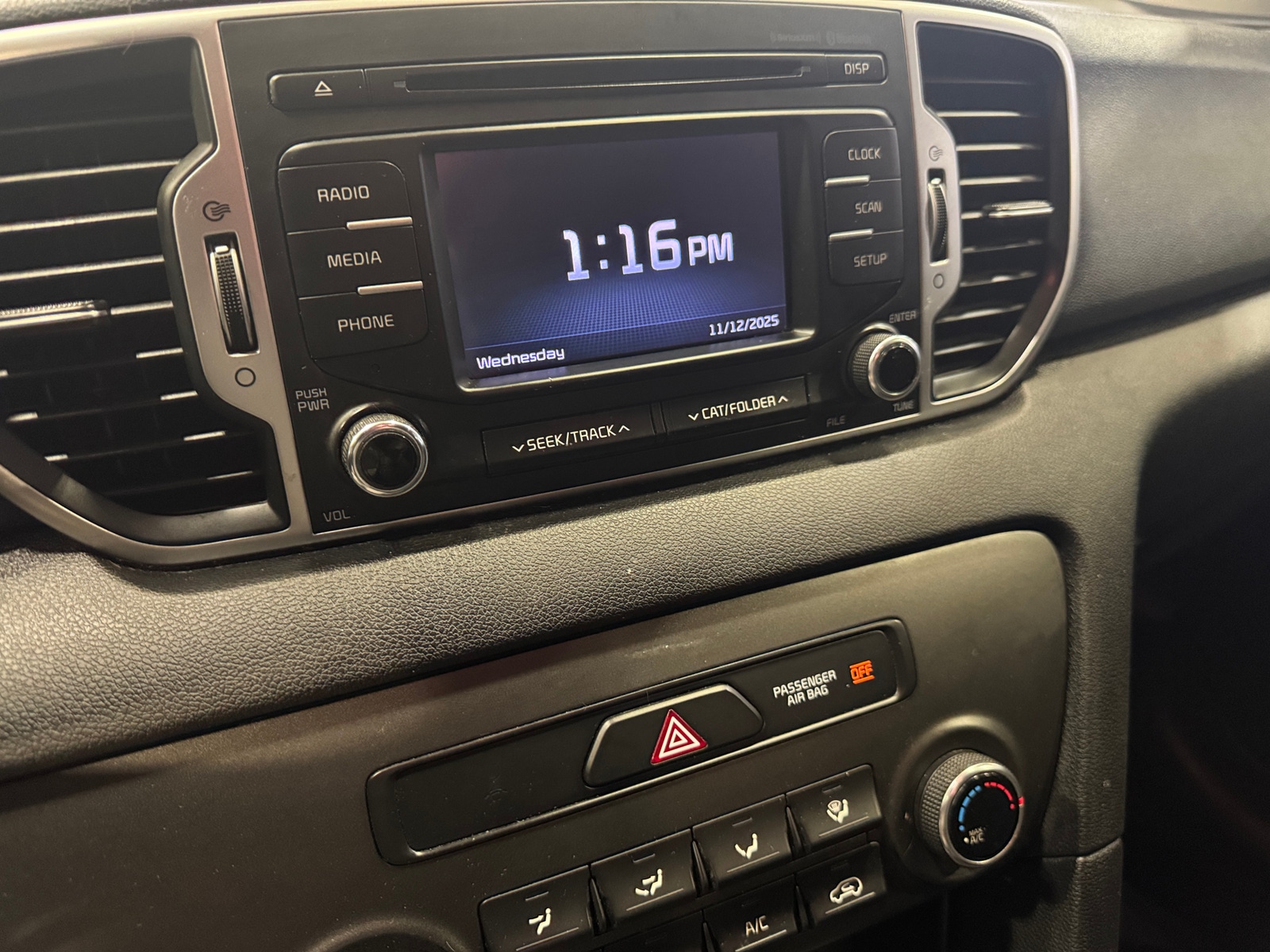 Thumbnail: 2017 Kia Sportage - 4