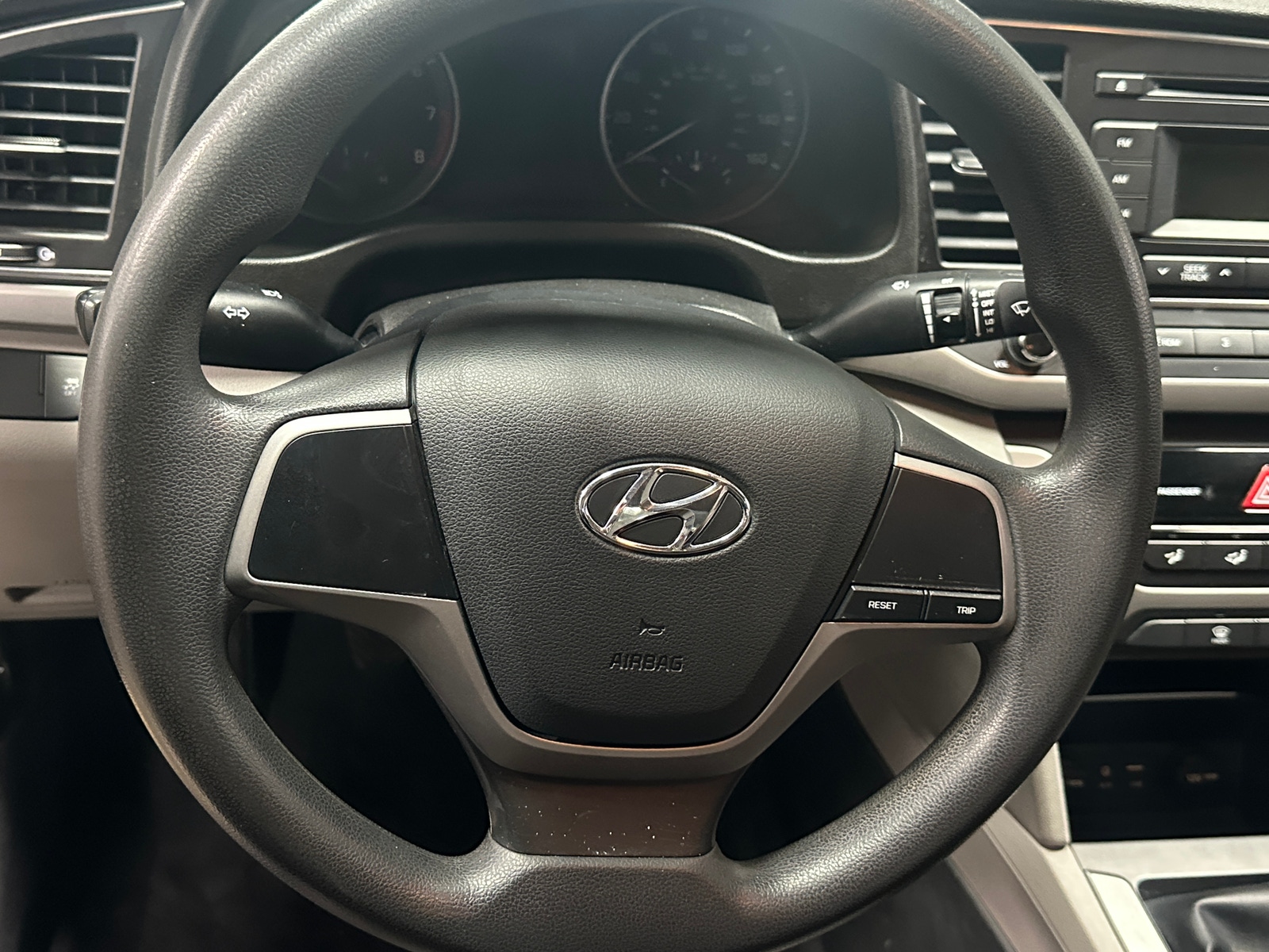 Thumbnail: 2018 Hyundai Elantra - 5