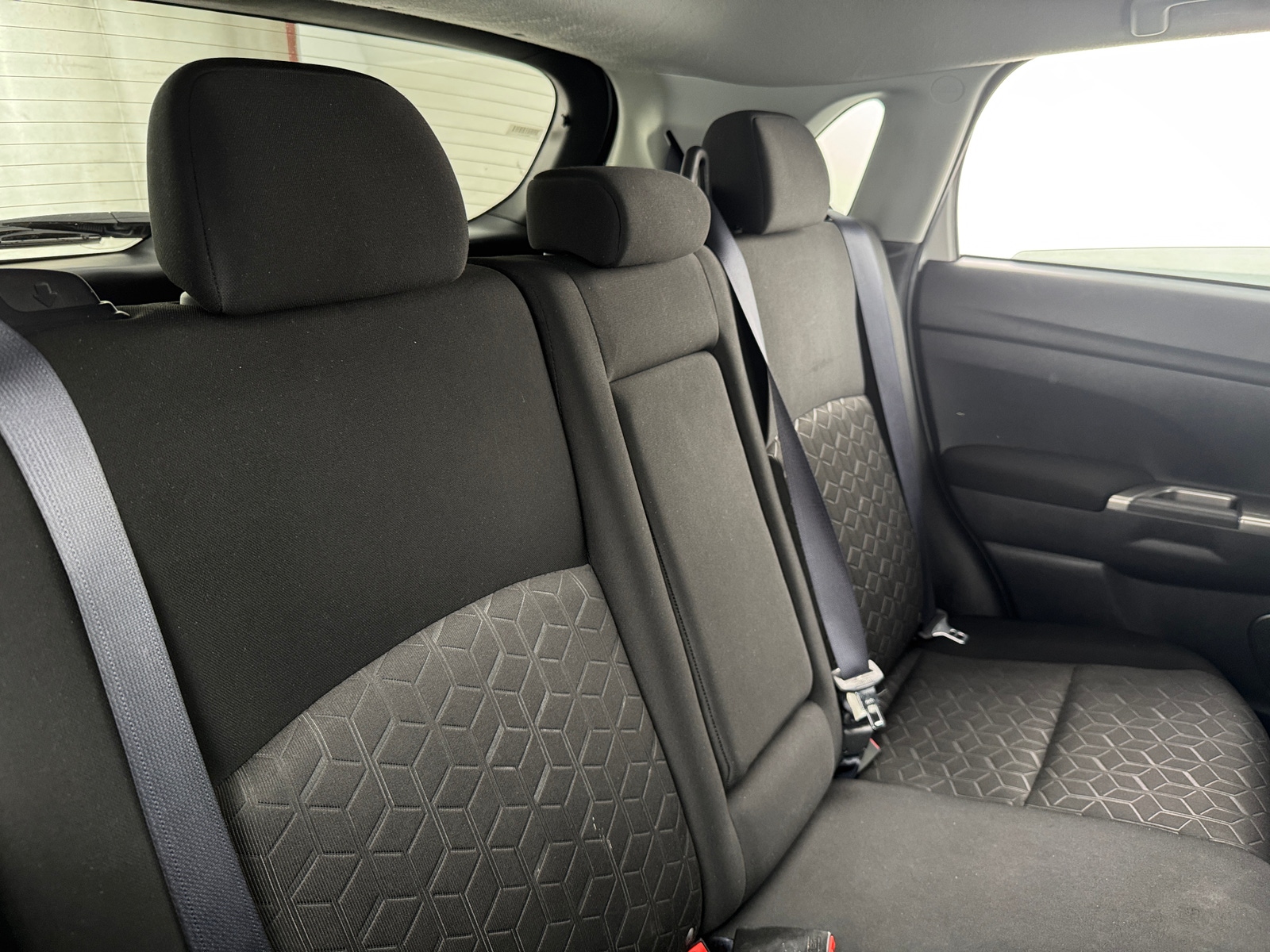 Thumbnail: 2021 Mitsubishi Outlander Sport - 6