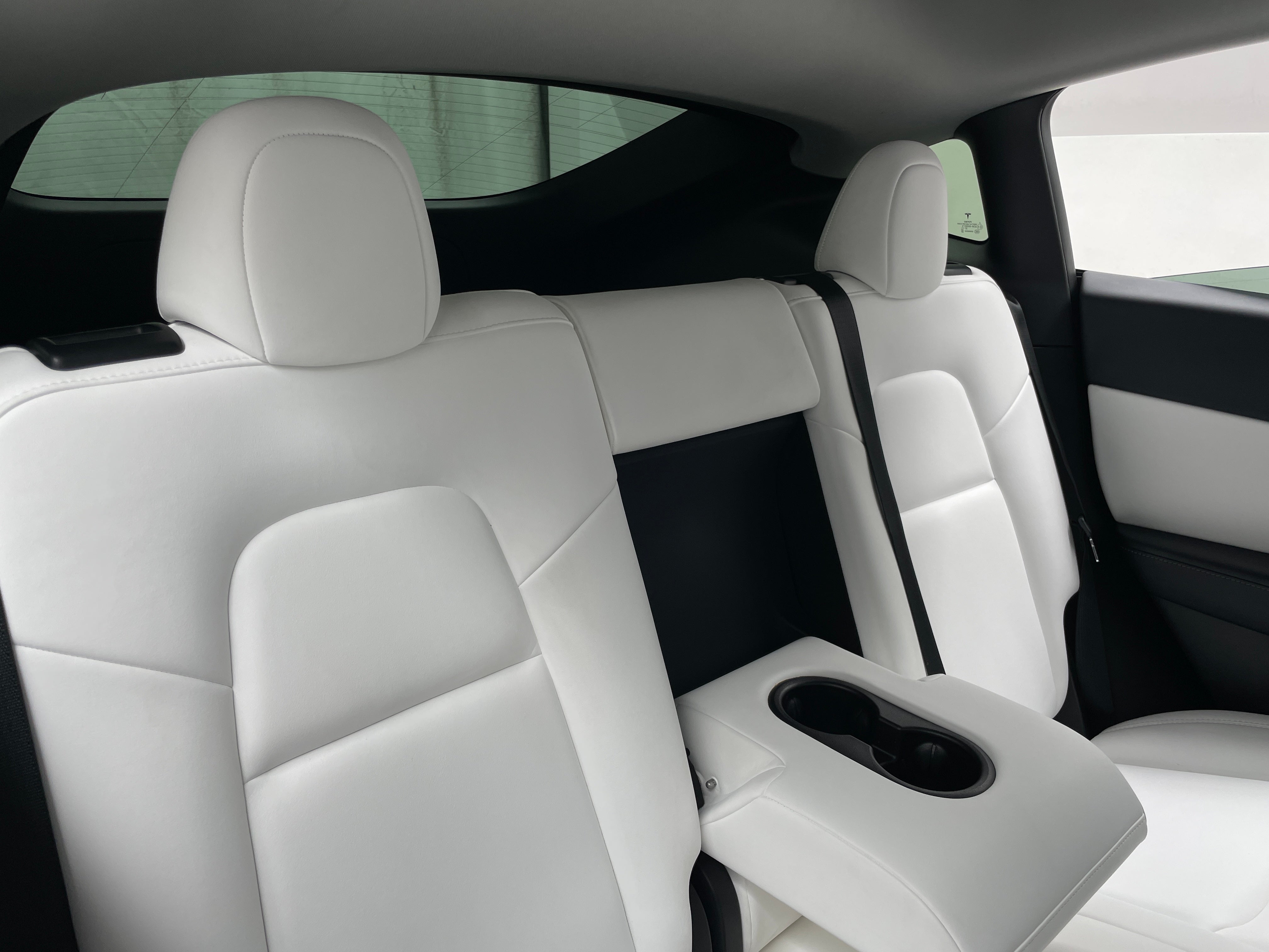 Used 2022 Tesla Model Y Performance with VIN 7SAYGDEF0NF387583 for sale in Oak Creek, WI