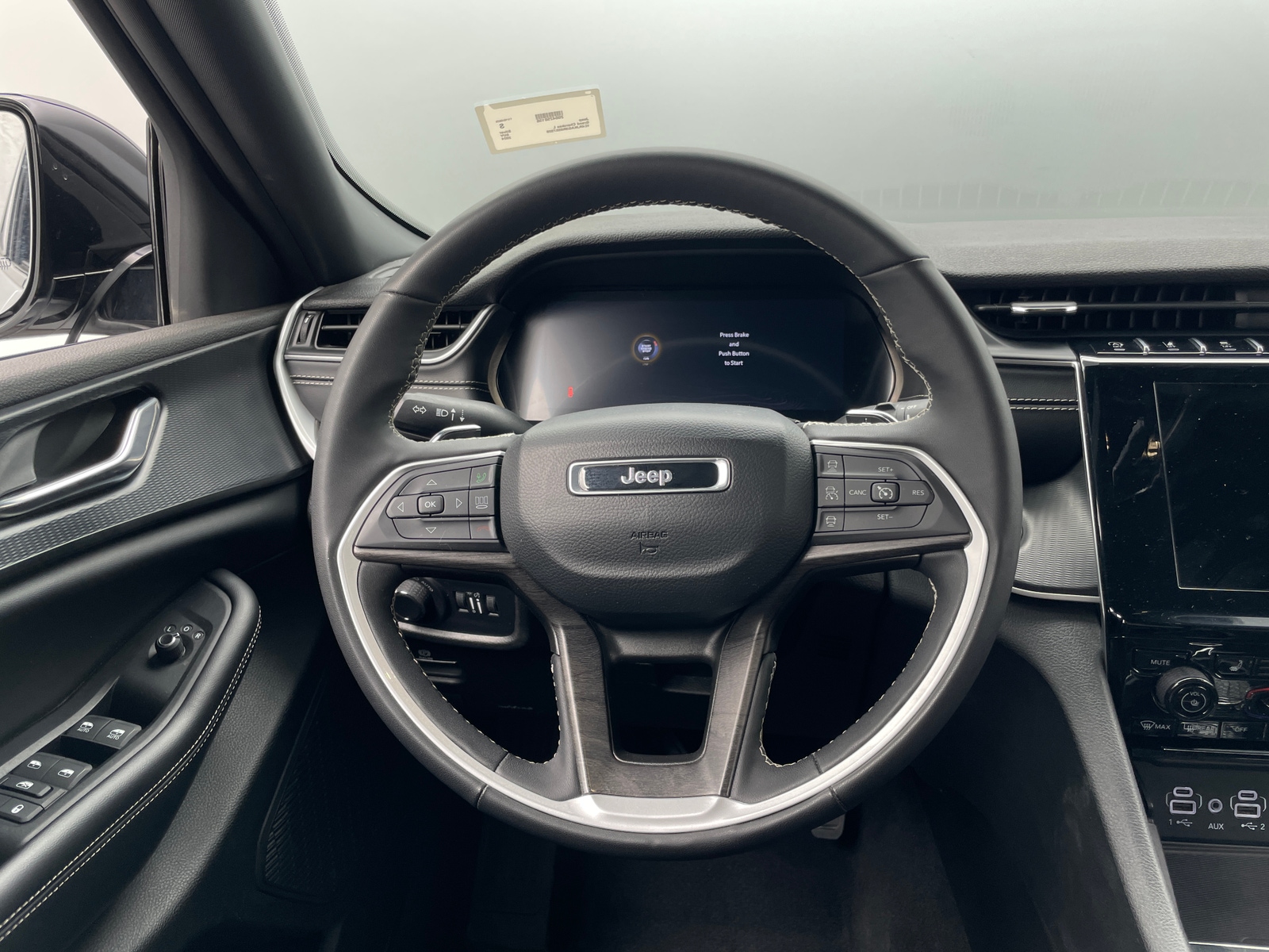 Thumbnail: 2024 Jeep Grand Cherokee L - 4