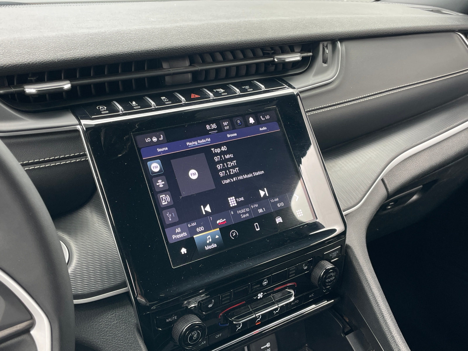 Thumbnail: 2024 Jeep Grand Cherokee L - 3