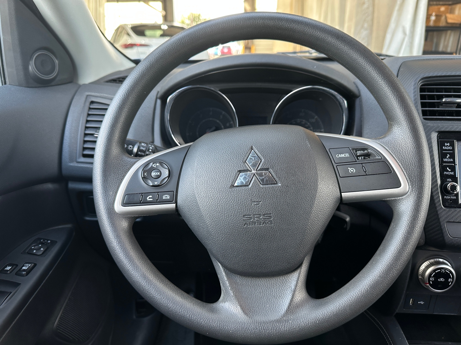 Thumbnail: 2021 Mitsubishi Outlander Sport - 5