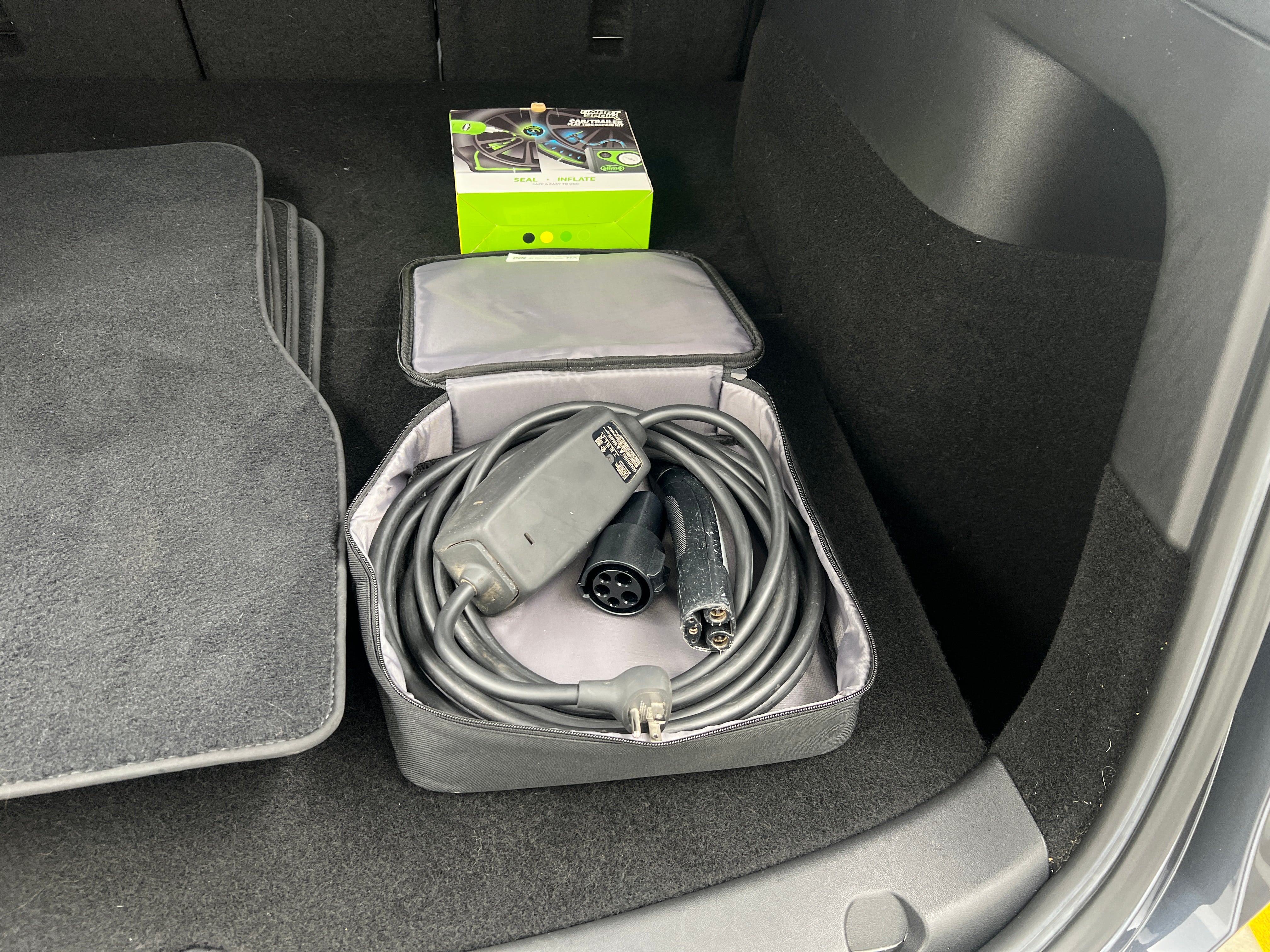 Used 2021 Tesla Model Y Long Range with VIN 5YJYGDEE5MF091171 for sale in Oak Creek, WI