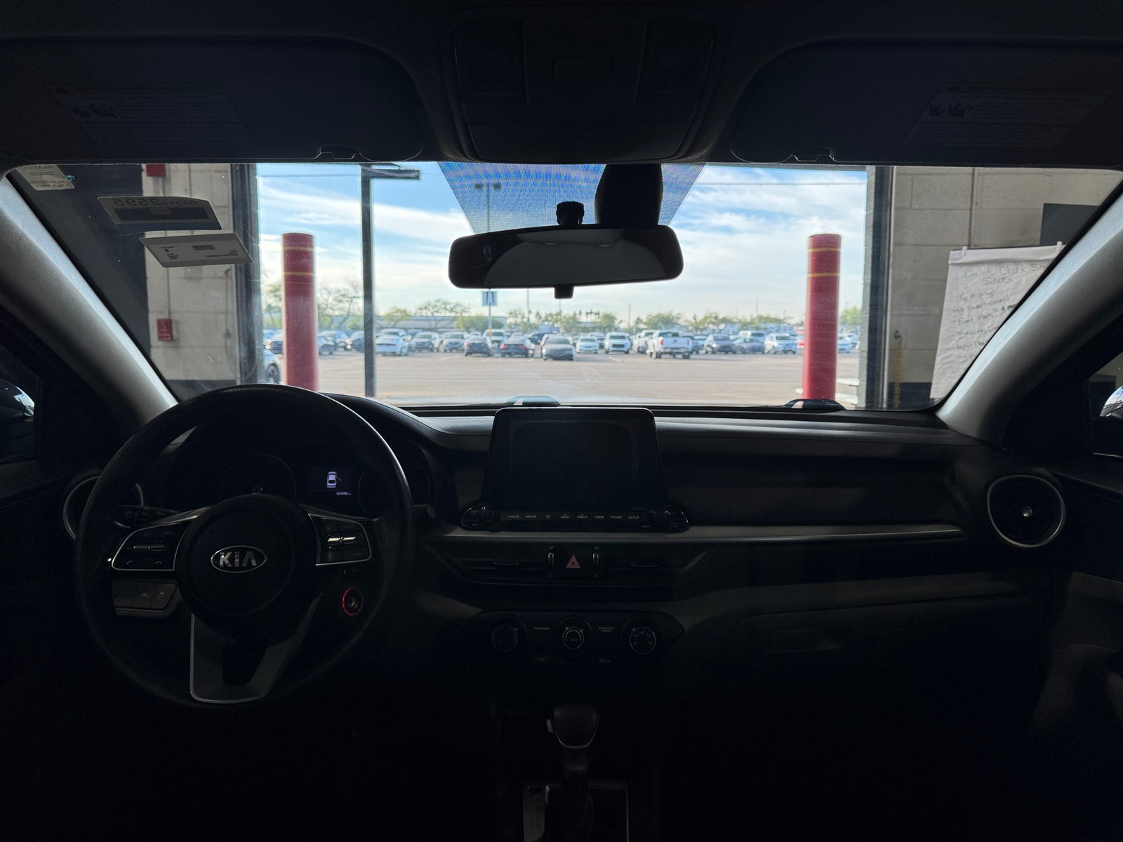 Thumbnail: 2020 Kia Forte - 3