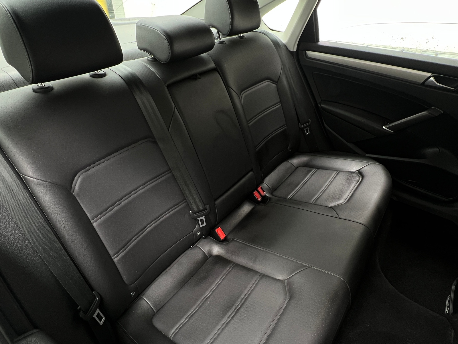 Thumbnail: 2021 Volkswagen Passat - 5