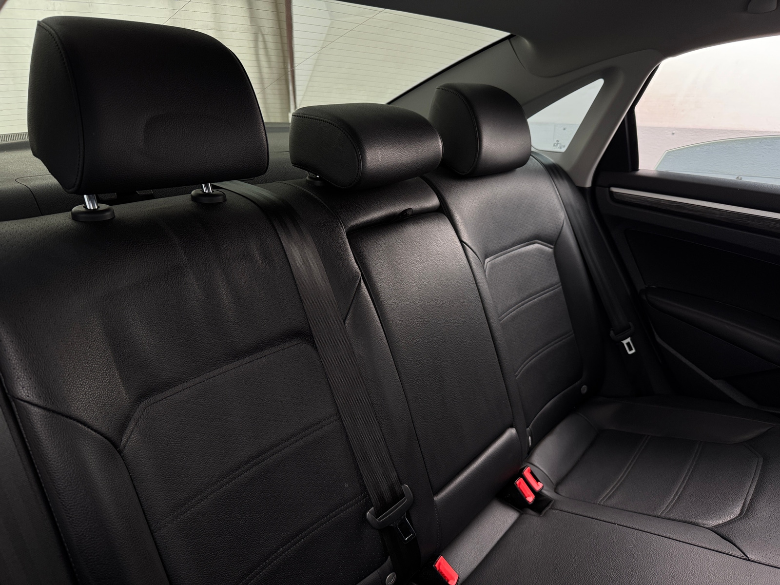 Thumbnail: 2018 Volkswagen Passat - 5