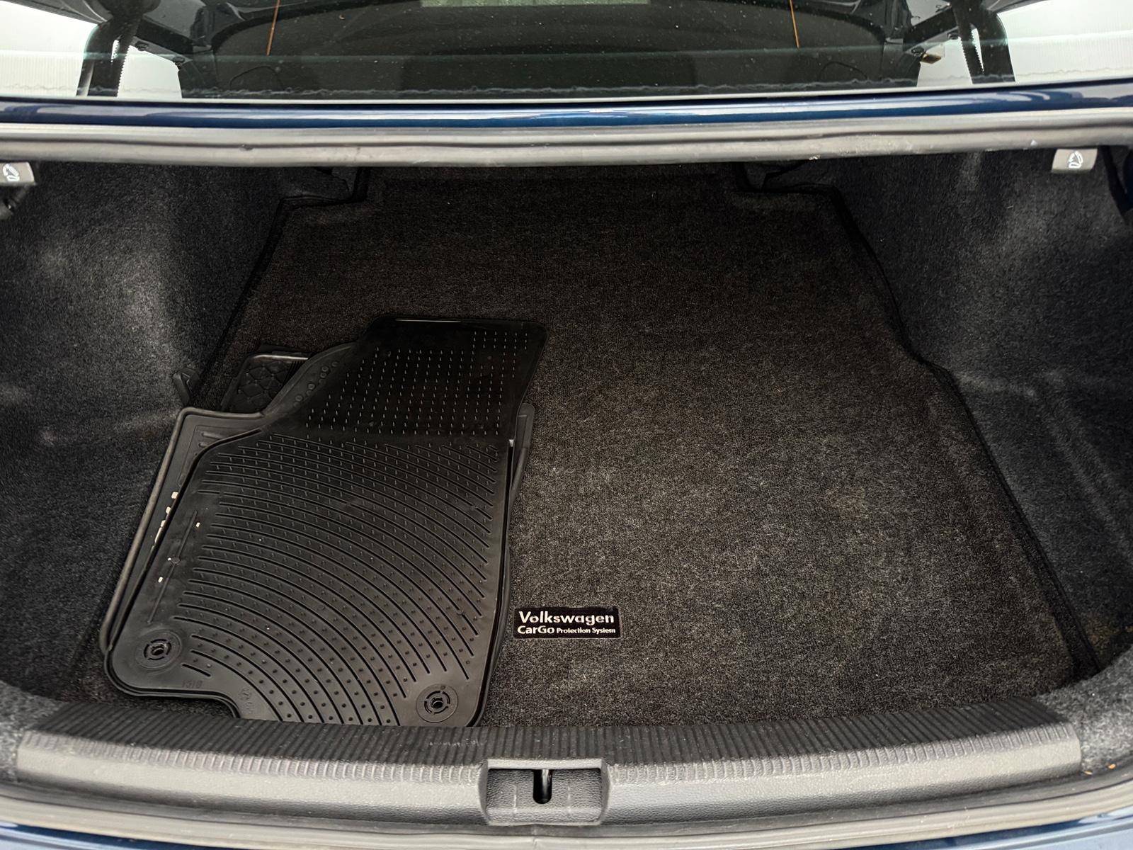 Thumbnail: 2018 Volkswagen Passat - 6