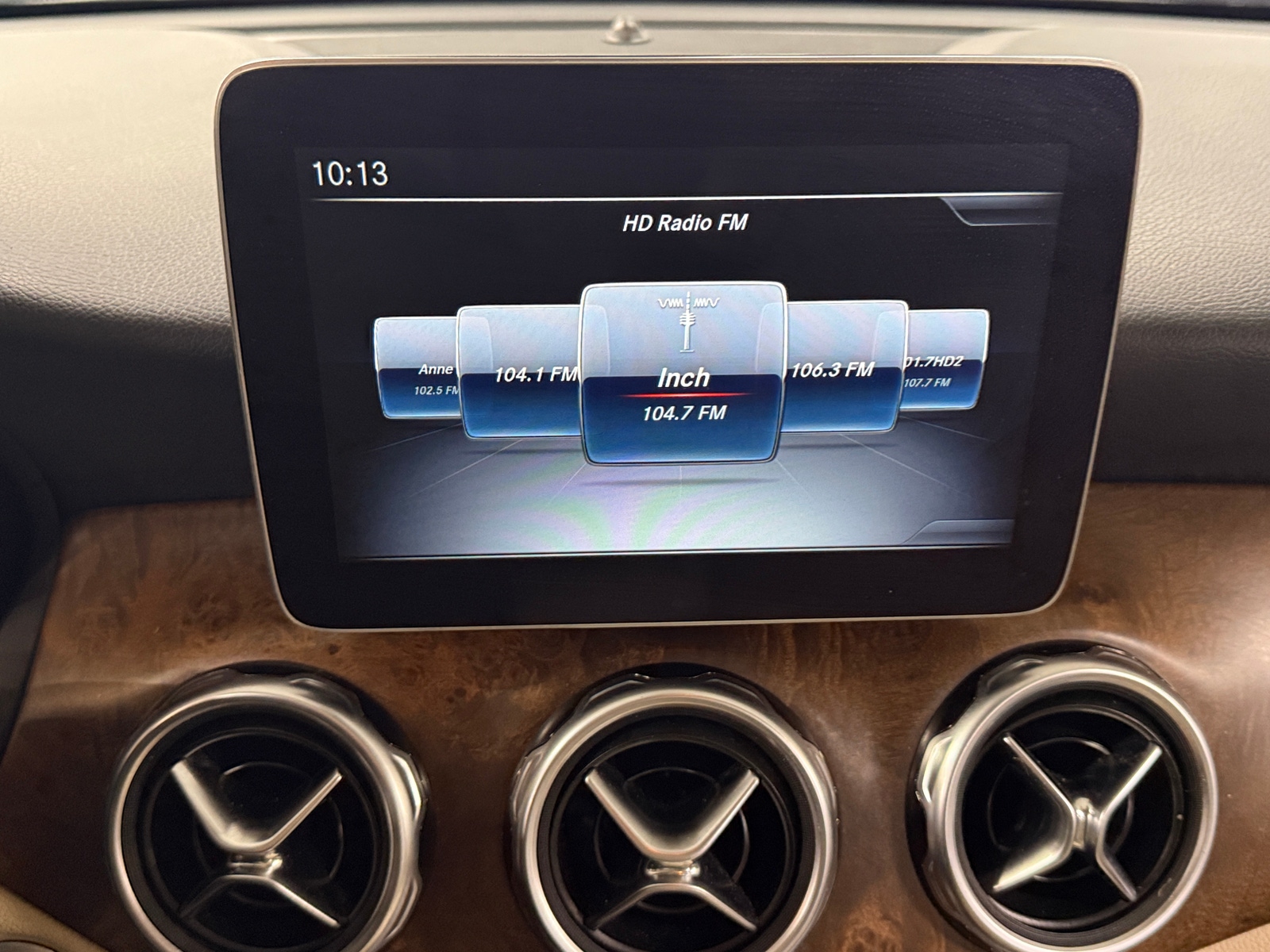 Thumbnail: 2019 Mercedes-Benz GLA - 3