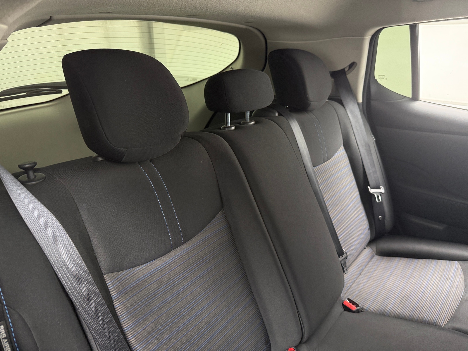 Thumbnail: 2023 Nissan Leaf - 6