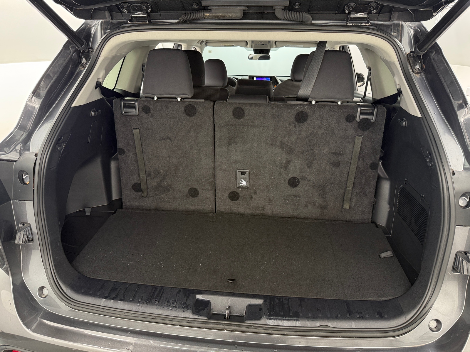 Thumbnail: 2023 Toyota Highlander - 7