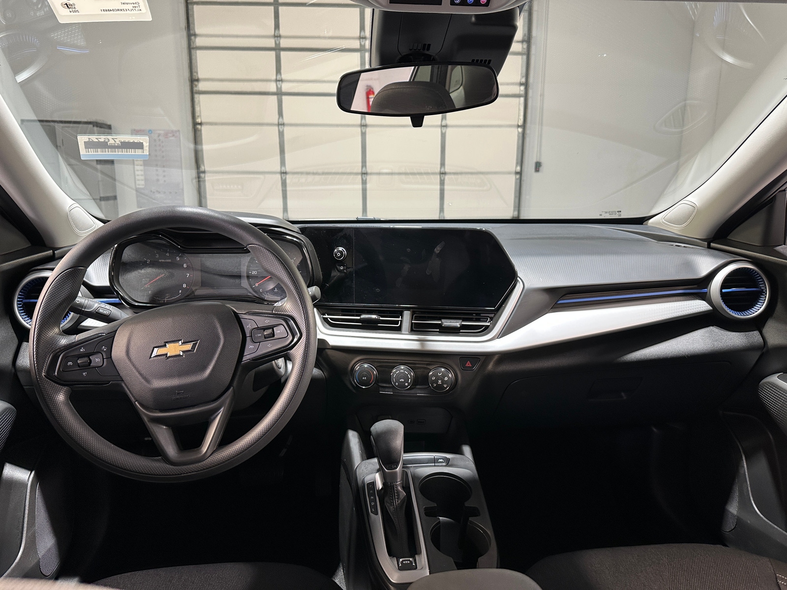 Thumbnail: 2024 Chevrolet Trax - 3