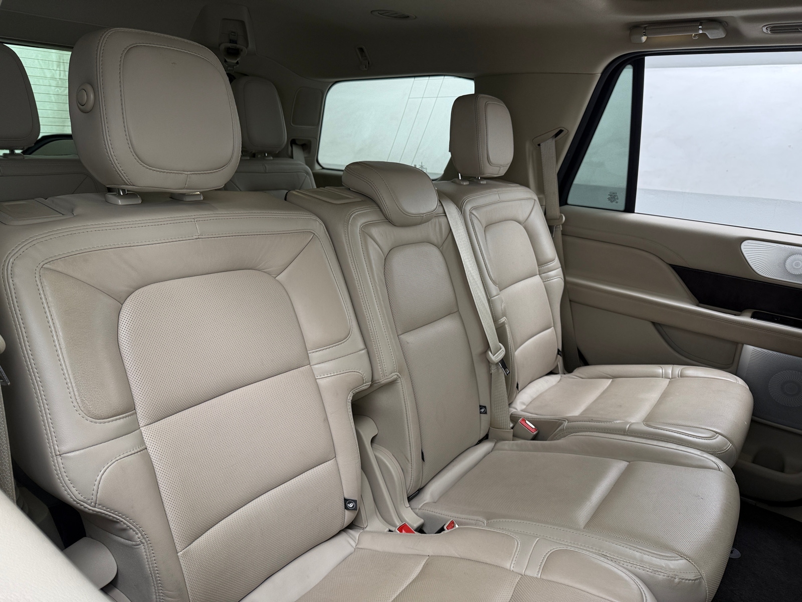 Thumbnail: 2020 Lincoln Navigator - 5