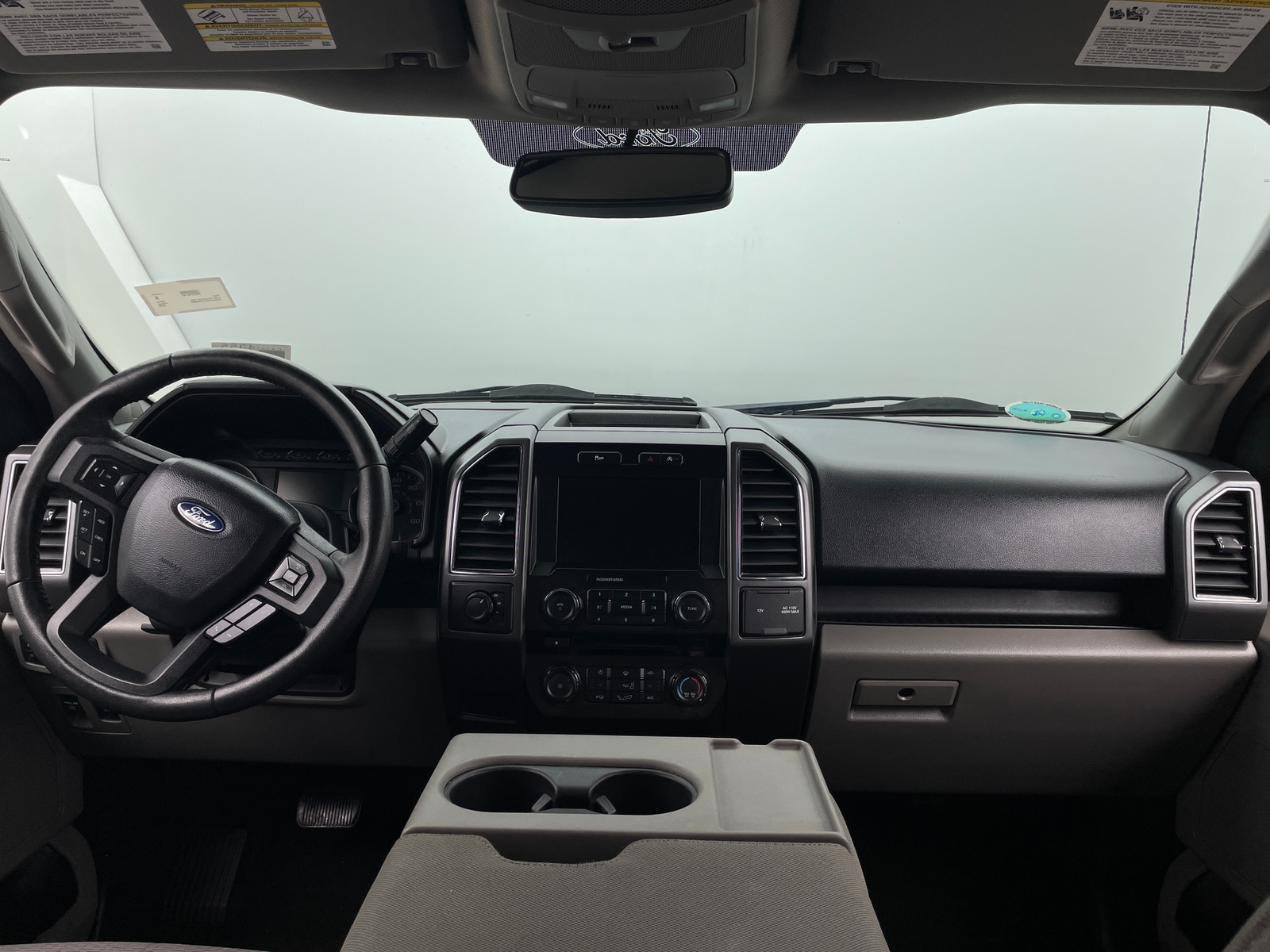 Thumbnail: 2018 Ford Econoline - 3