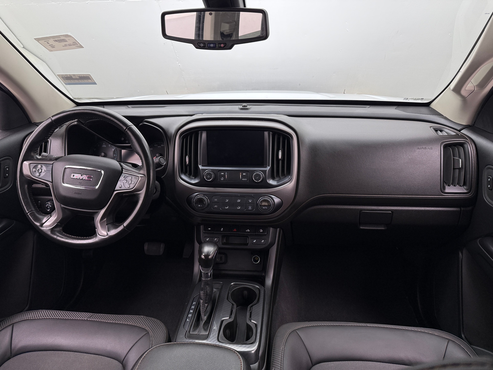 Thumbnail: 2022 GMC Canyon - 3