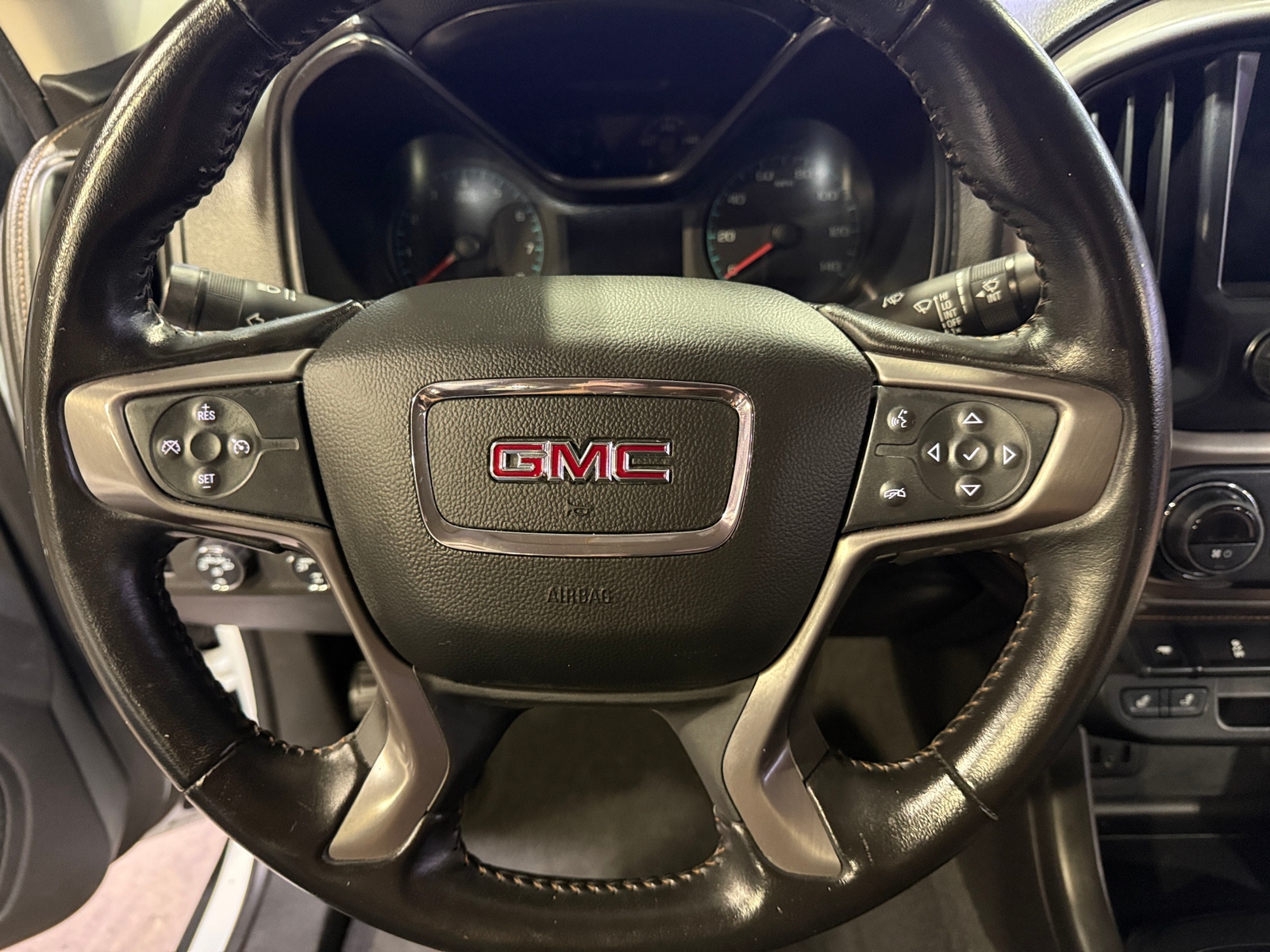 Thumbnail: 2022 GMC Canyon - 5