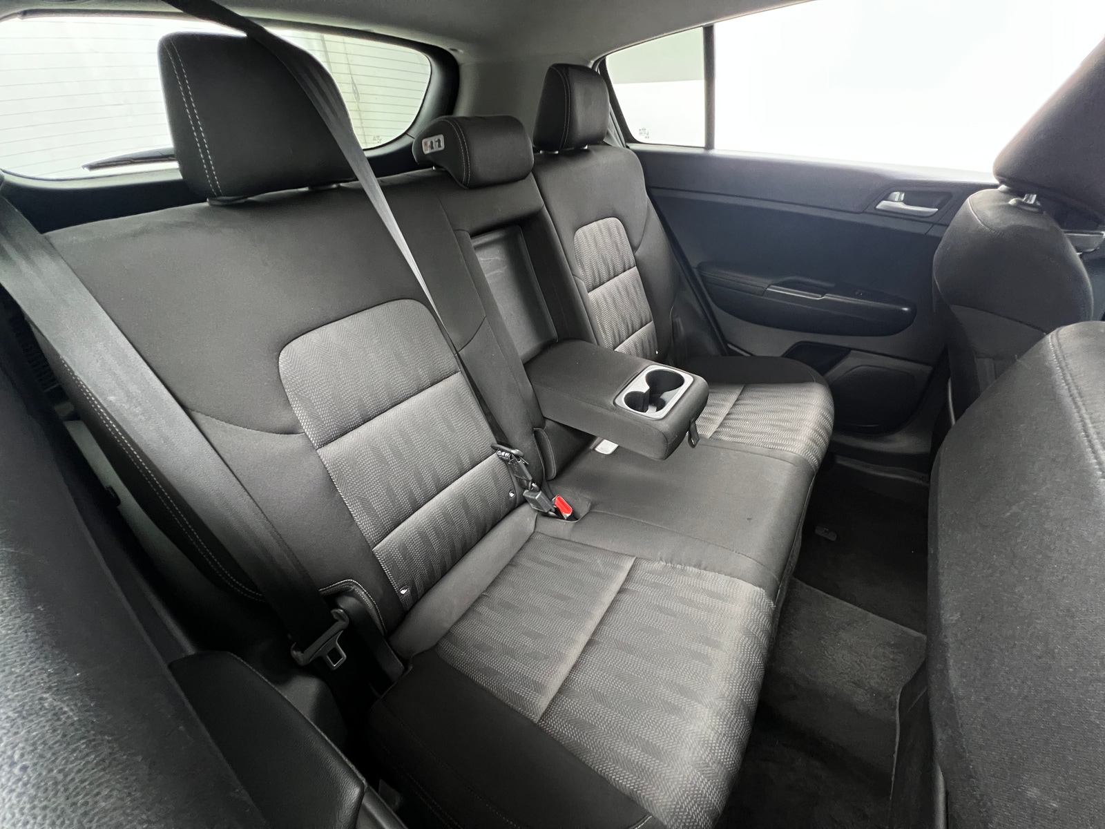 Thumbnail: 2017 Kia Sportage - 6