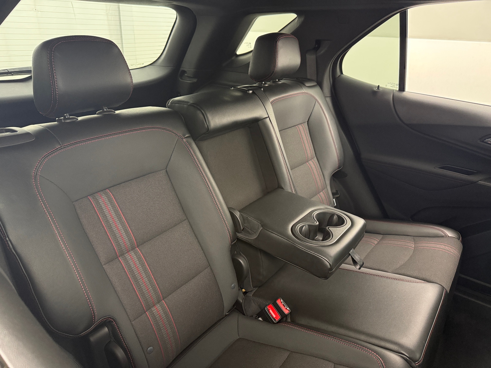 Thumbnail: 2023 Chevrolet Equinox - 6