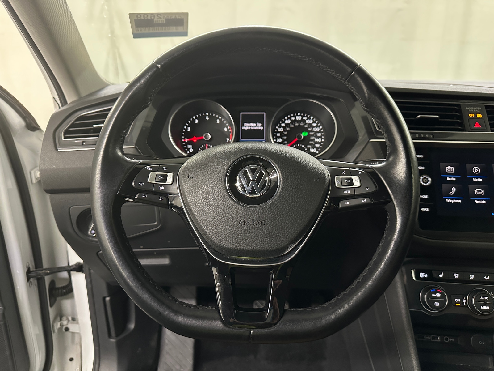 Thumbnail: 2019 Volkswagen Tiguan - 4