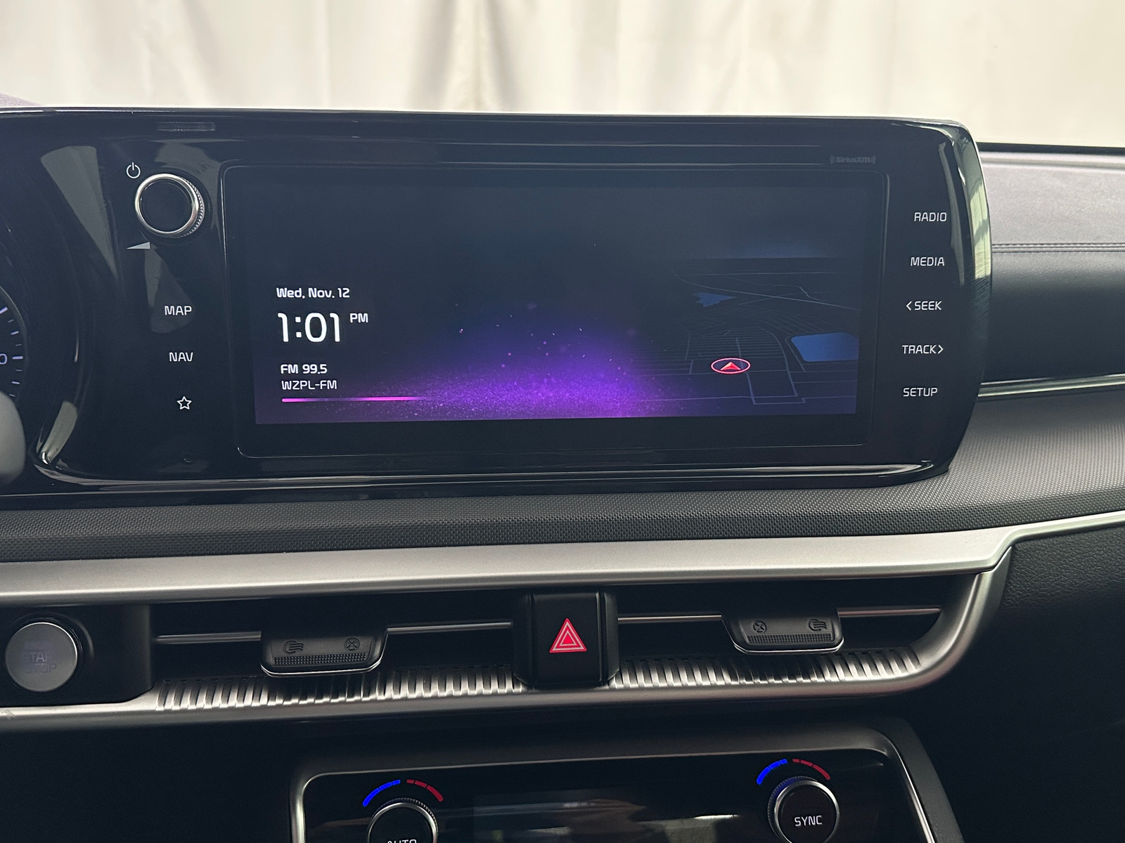 Thumbnail: 2023 Kia K5 - 4