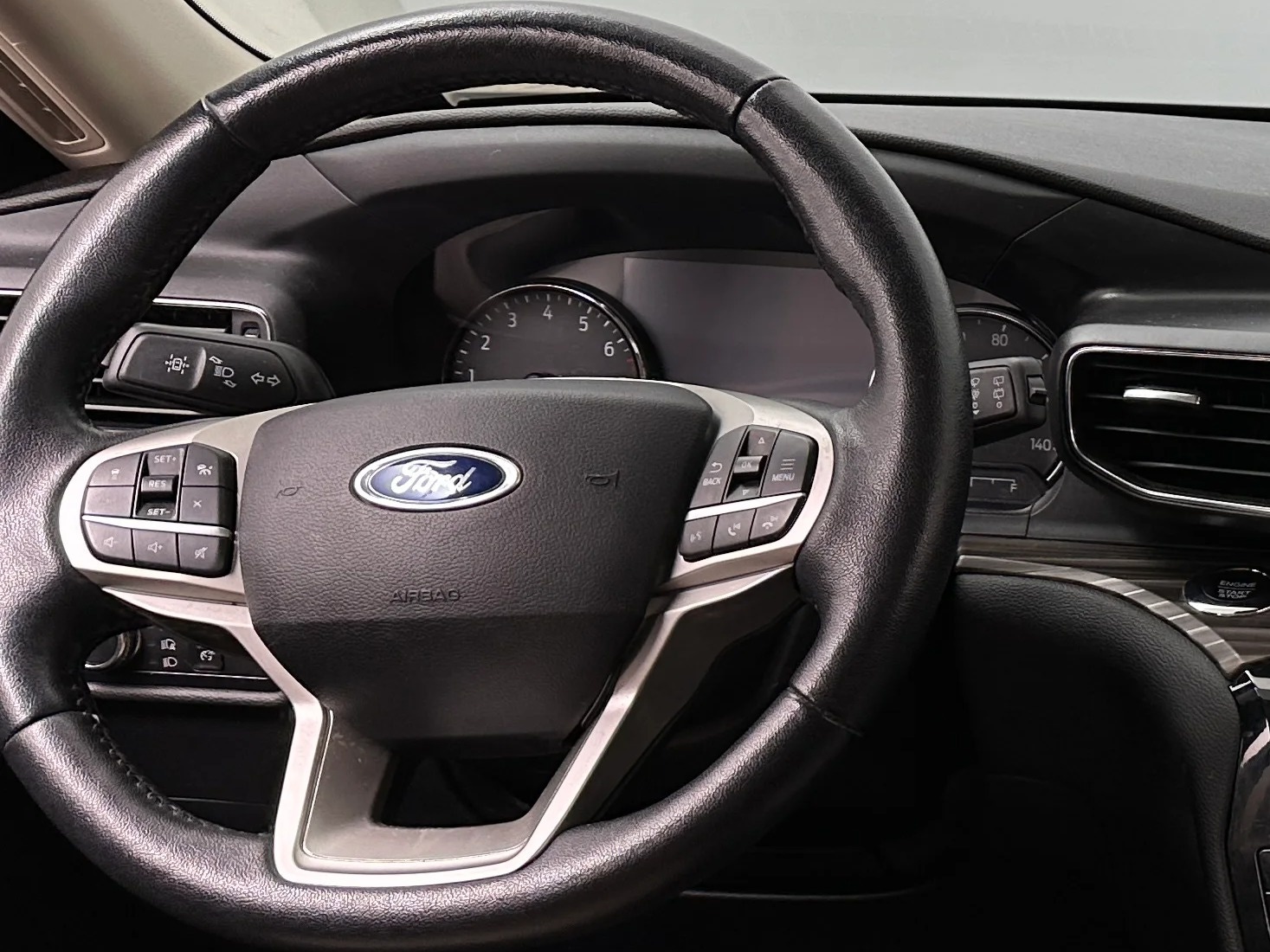 Thumbnail: 2021 Ford Explorer - 4