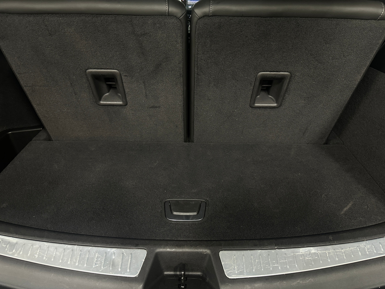 Thumbnail: 2025 Cadillac XT6 - 6