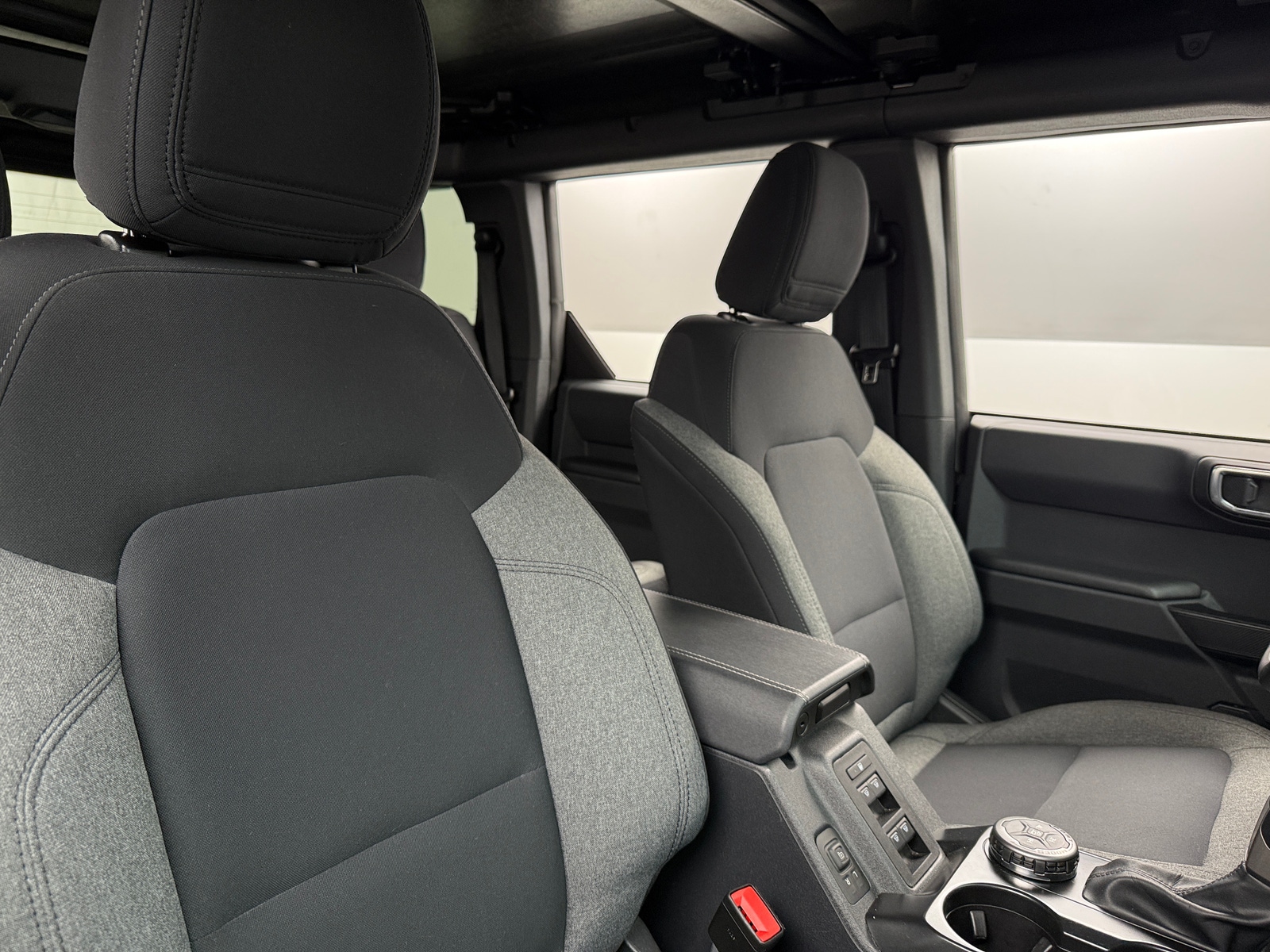 Thumbnail: 2025 Ford Bronco - 2