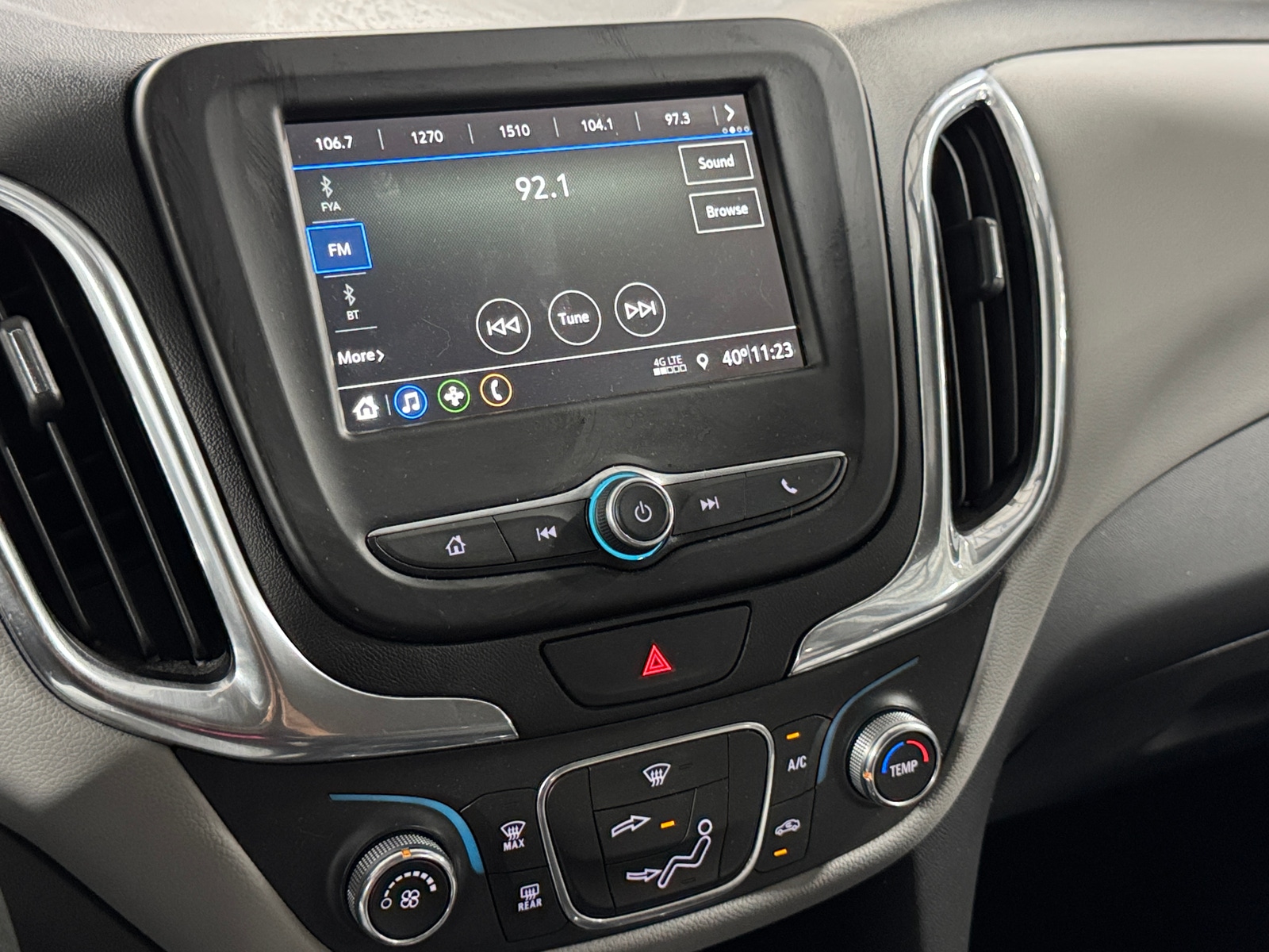 Thumbnail: 2019 Chevrolet Equinox - 4