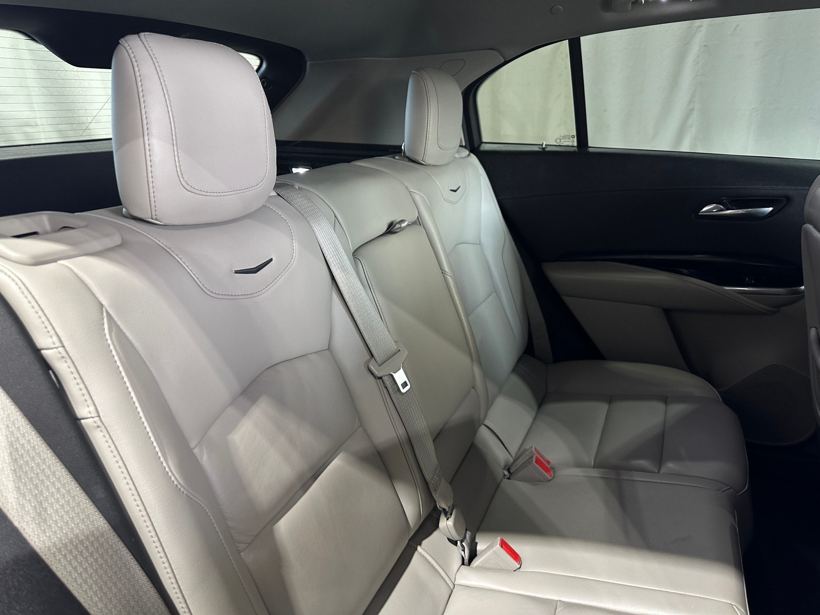 Thumbnail: 2021 Cadillac XT4 - 5