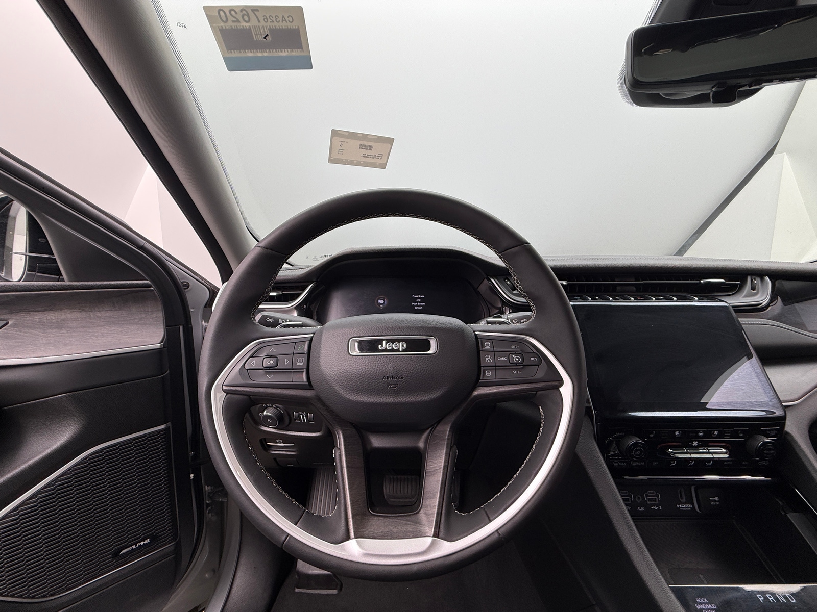 Thumbnail: 2023 Jeep Grand Cherokee - 4