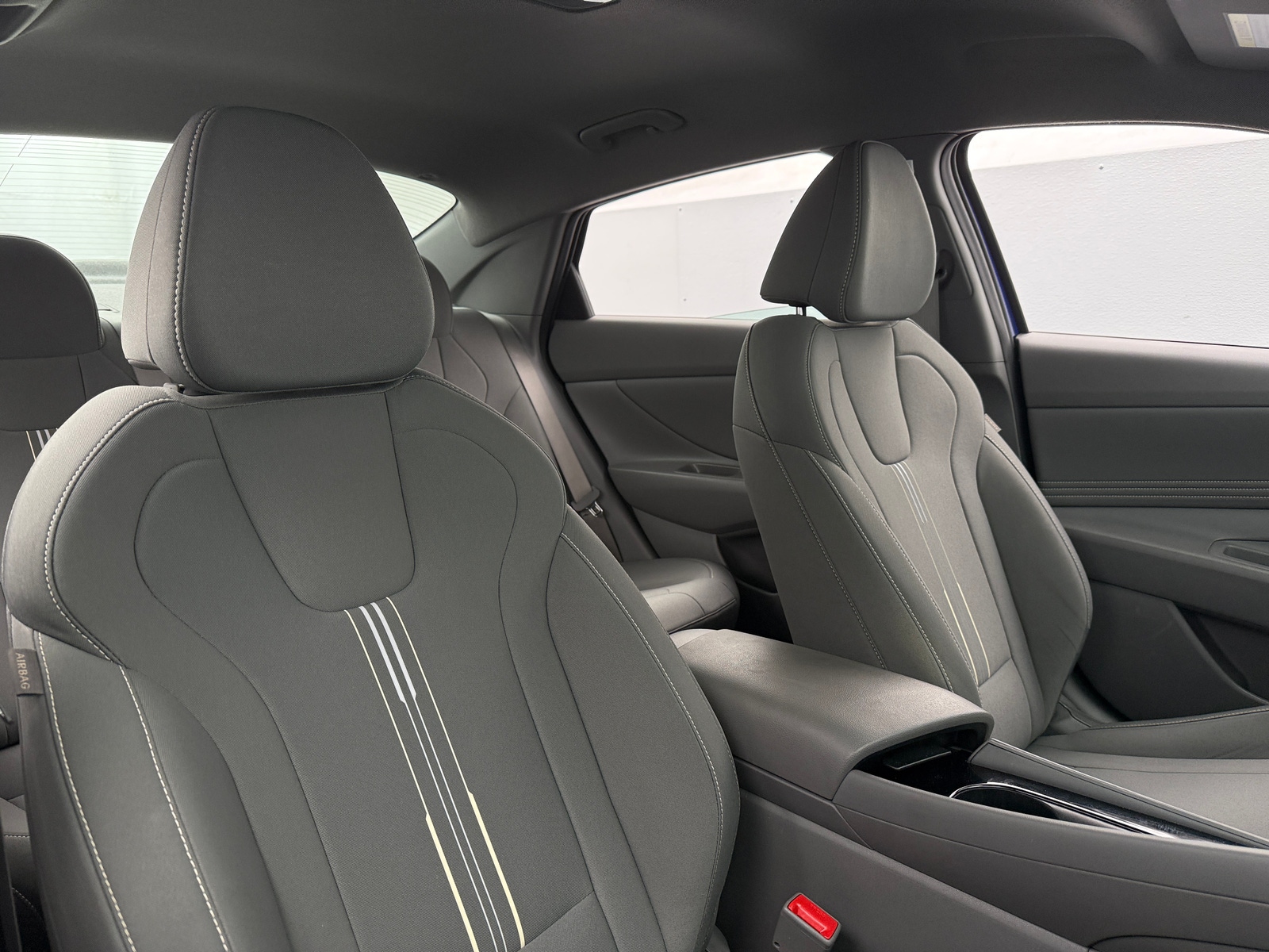 Thumbnail: 2023 Hyundai Elantra - 2