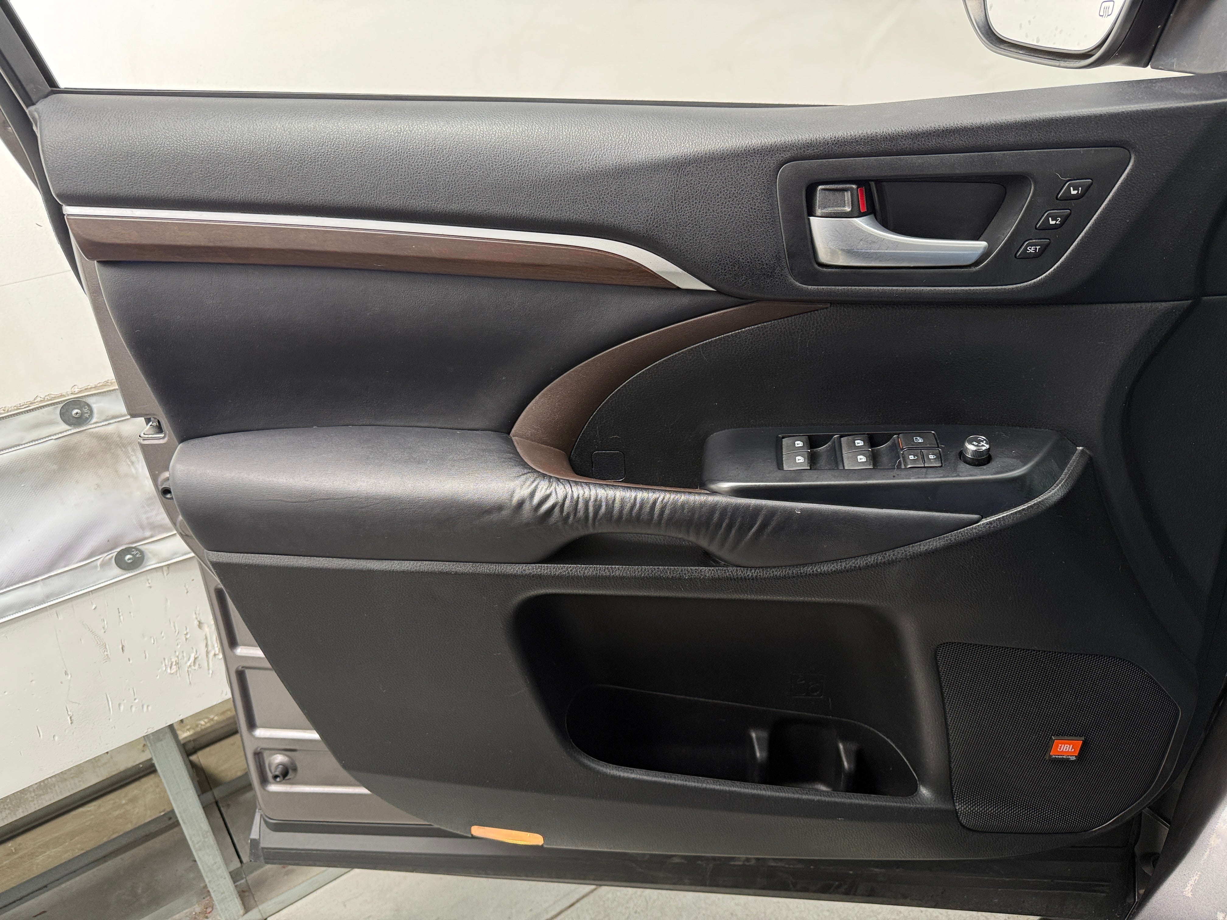 2016 Toyota Highlander