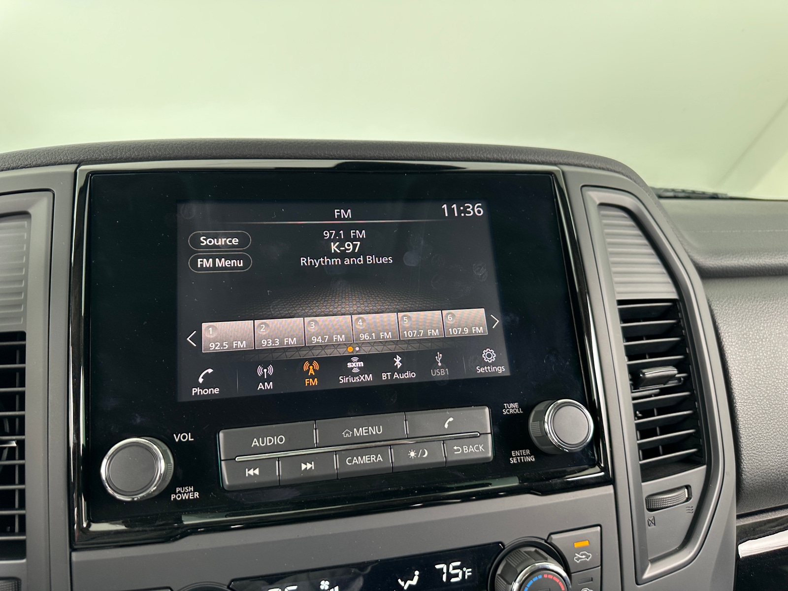 Thumbnail: 2024 Nissan Titan - 4