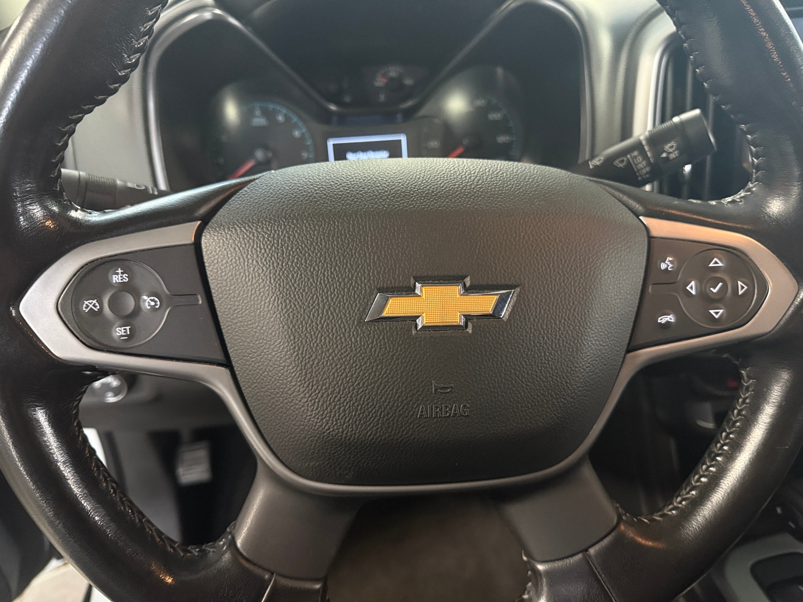 Thumbnail: 2021 Chevrolet Colorado - 5