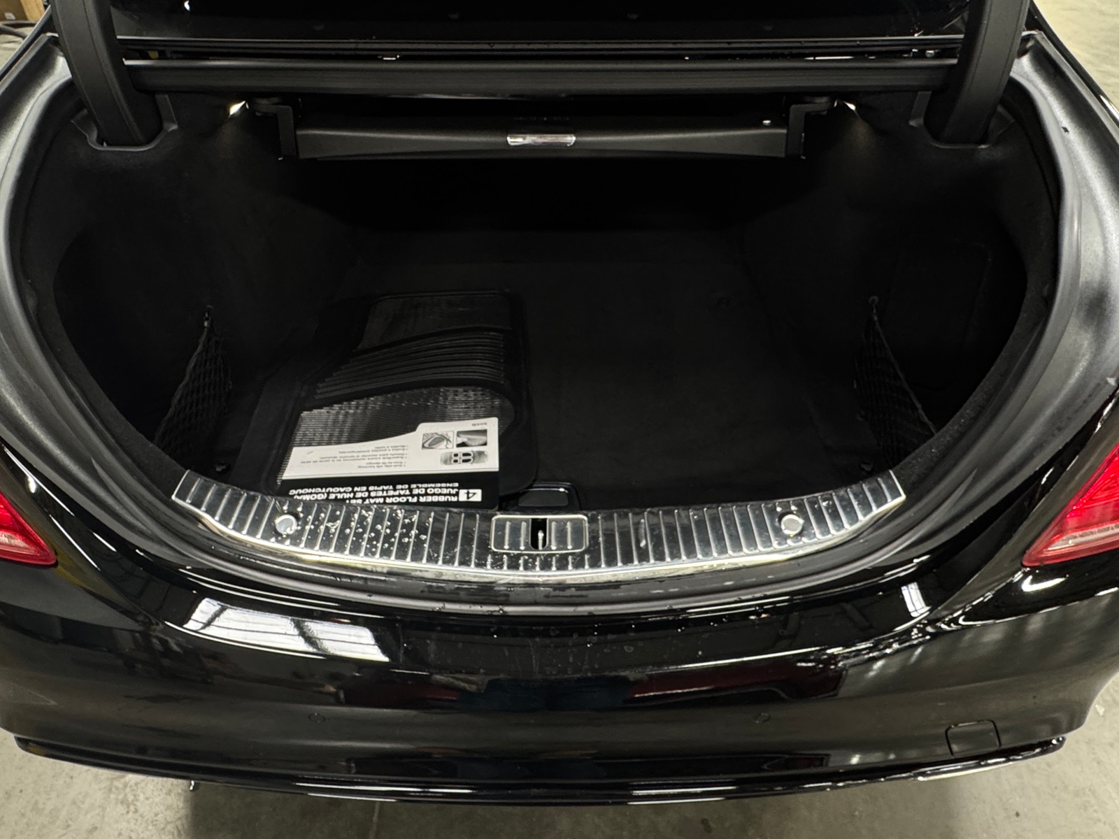 Thumbnail: 2015 Mercedes-Benz S-Class - 6