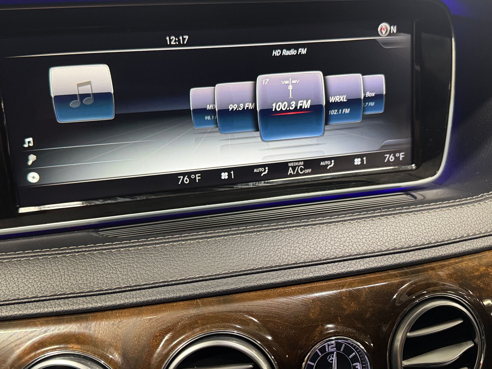 Thumbnail: 2015 Mercedes-Benz S-Class - 3