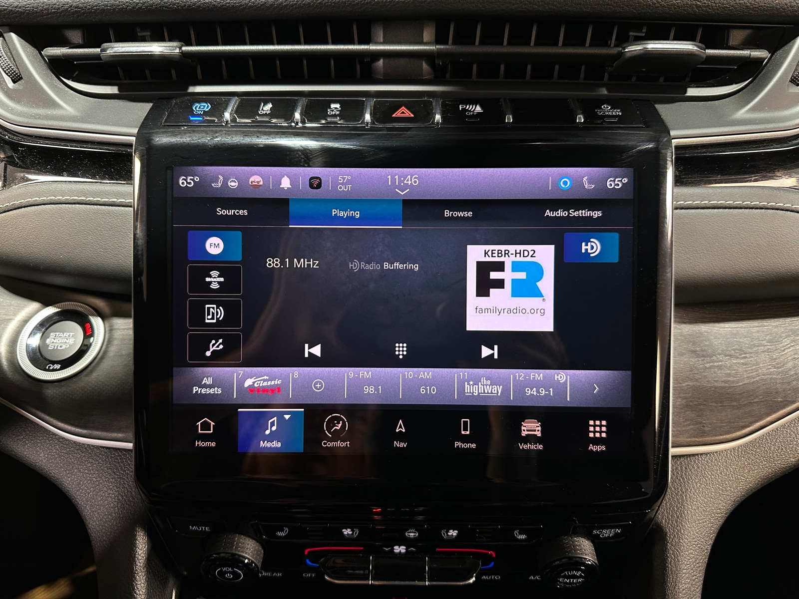 Thumbnail: 2023 Jeep Grand Cherokee - 3