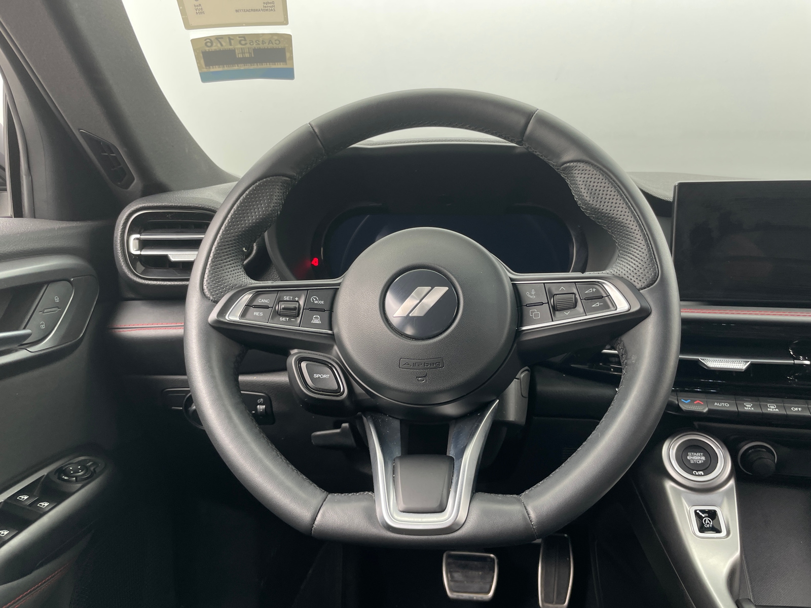 Thumbnail: 2024 Dodge Hornet - 4